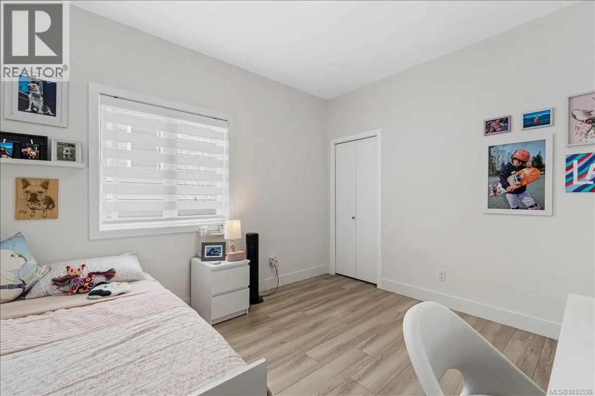 370 Avaani Way
