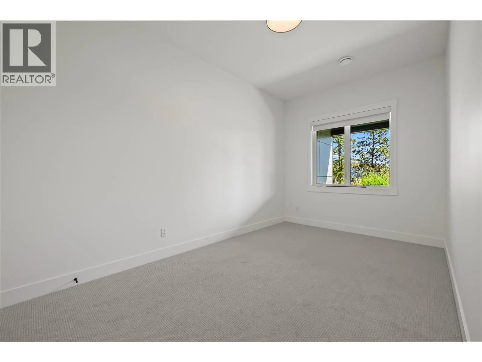 2835 Canyon Crest Drive Unit# 2