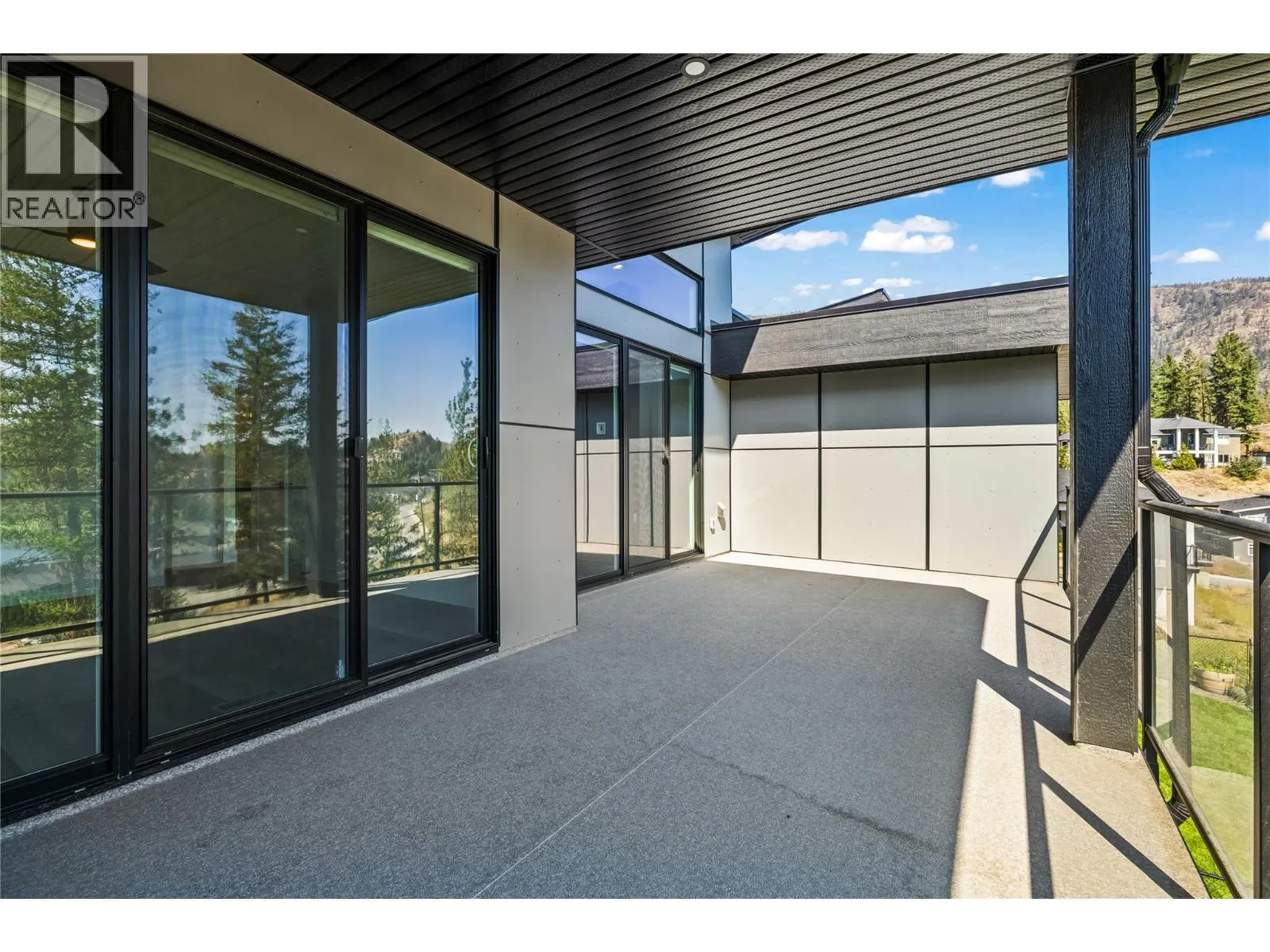 2835 Canyon Crest Drive Unit# 2