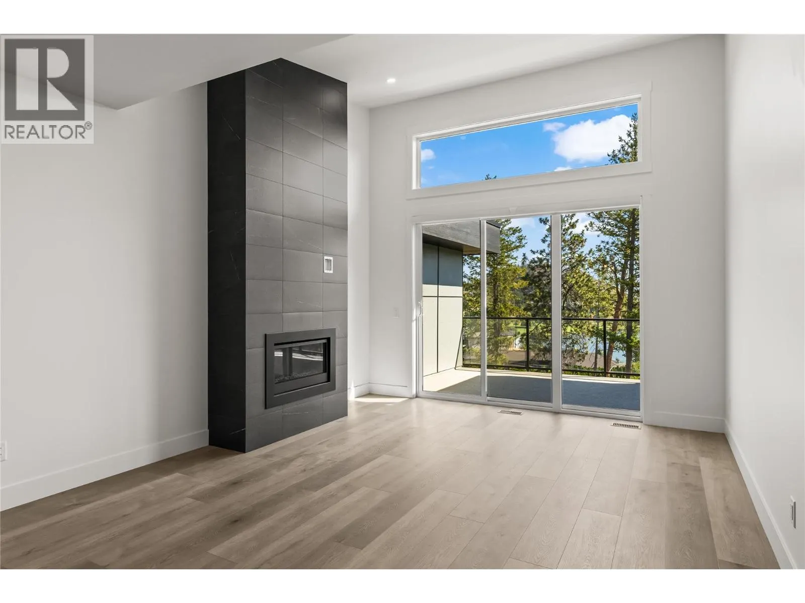 2835 Canyon Crest Drive Unit# 2