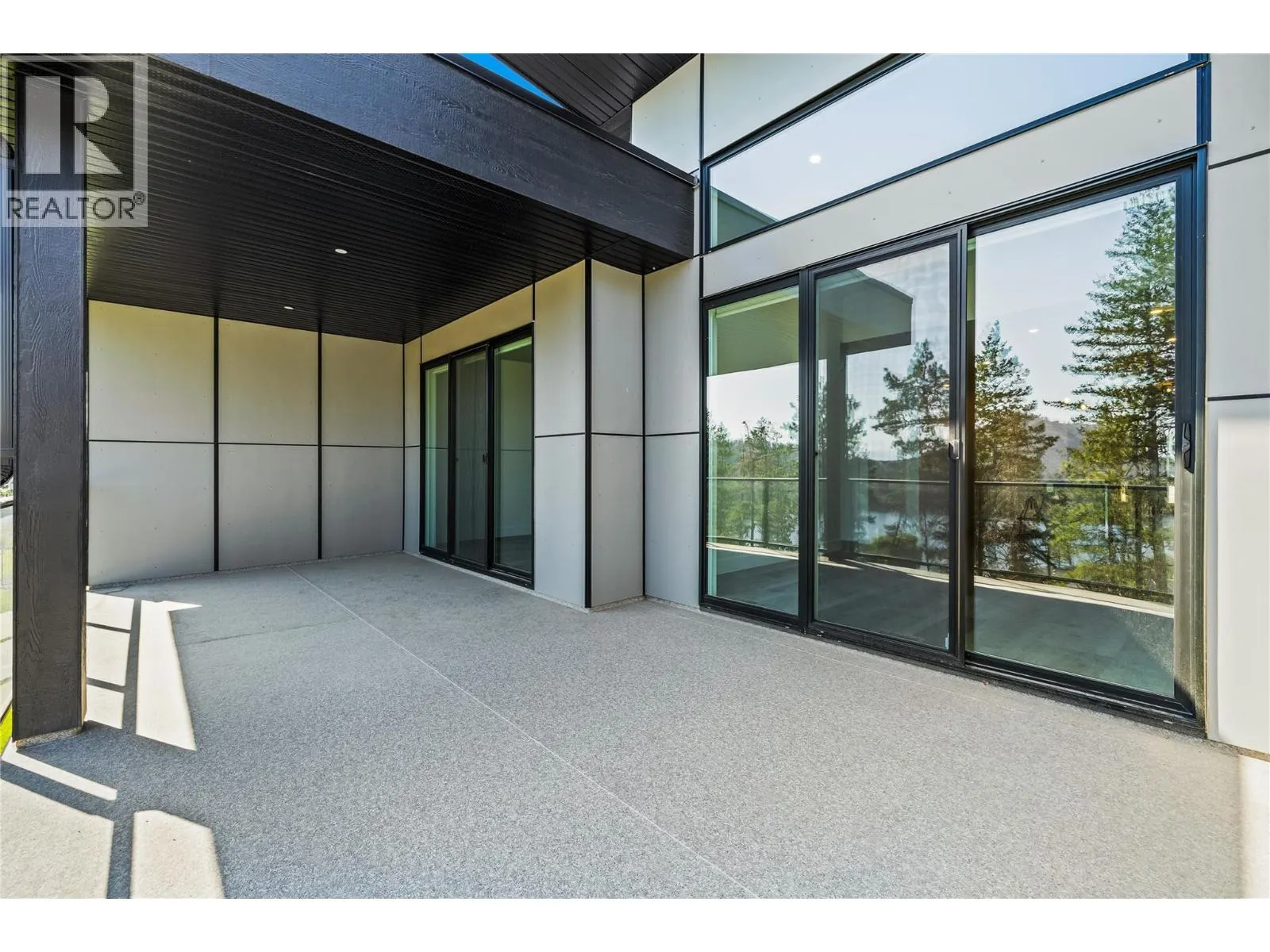 2835 Canyon Crest Drive Unit# 2