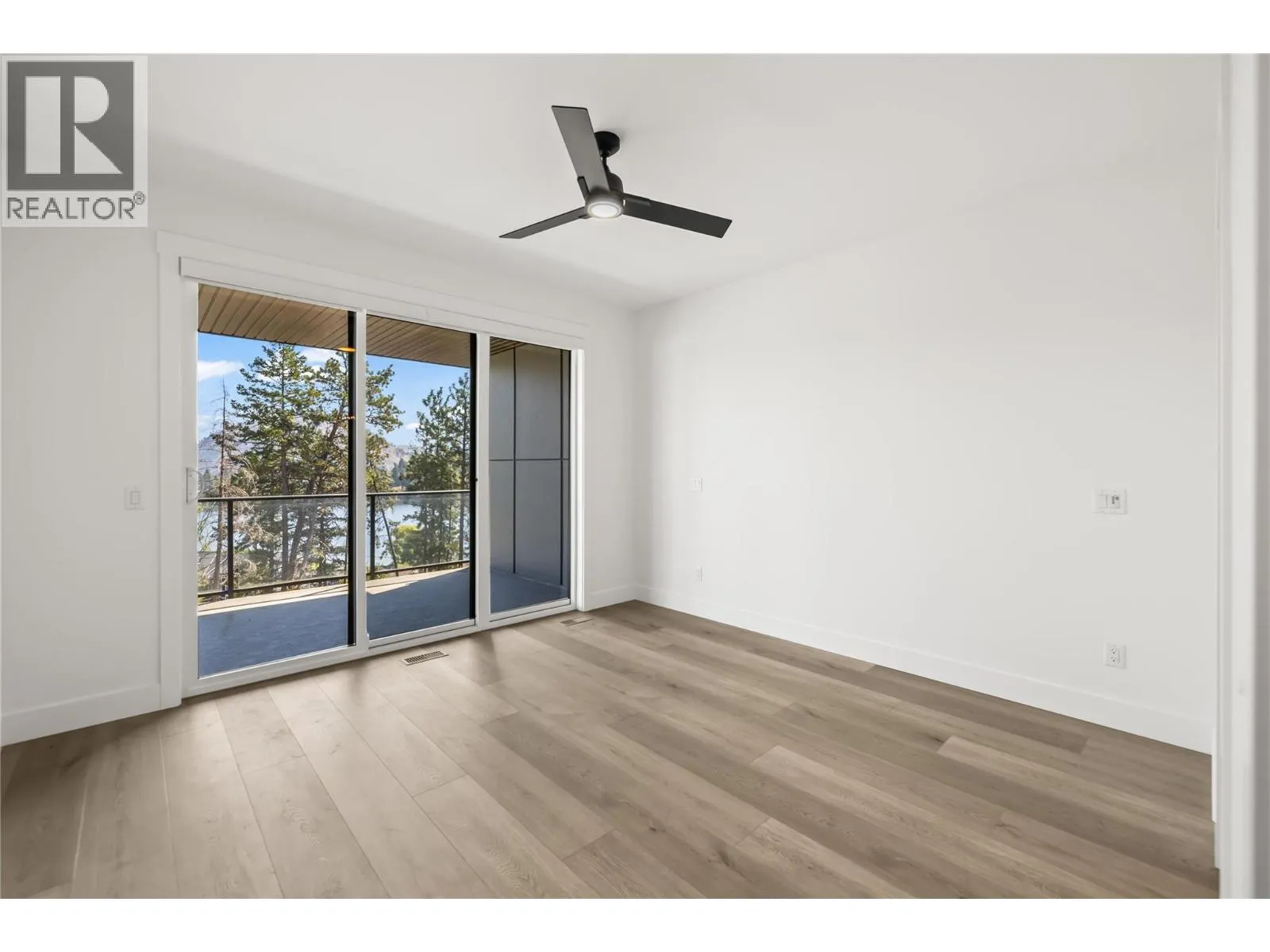 2835 Canyon Crest Drive Unit# 2