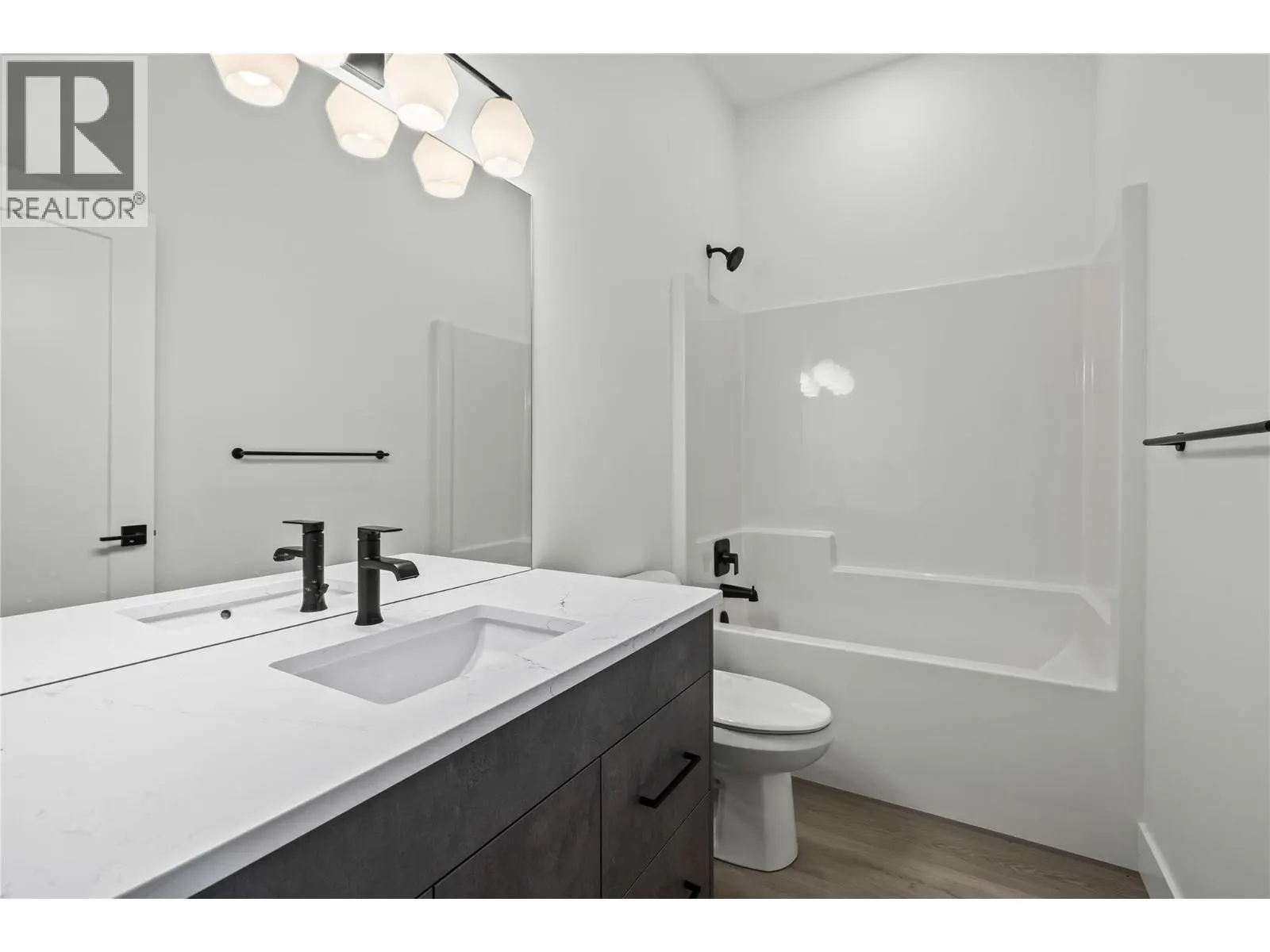 2835 Canyon Crest Drive Unit# 2