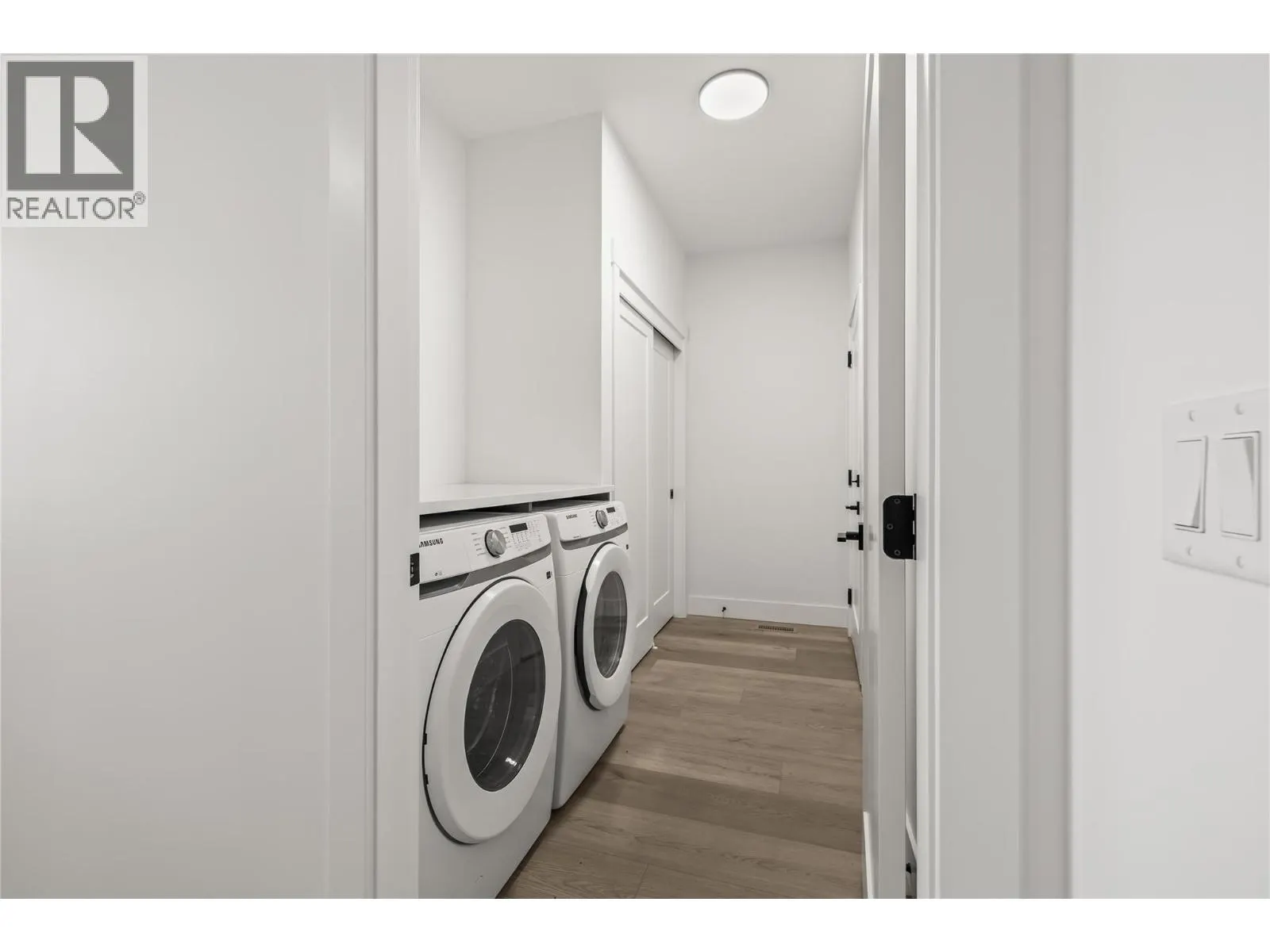 2835 Canyon Crest Drive Unit# 2