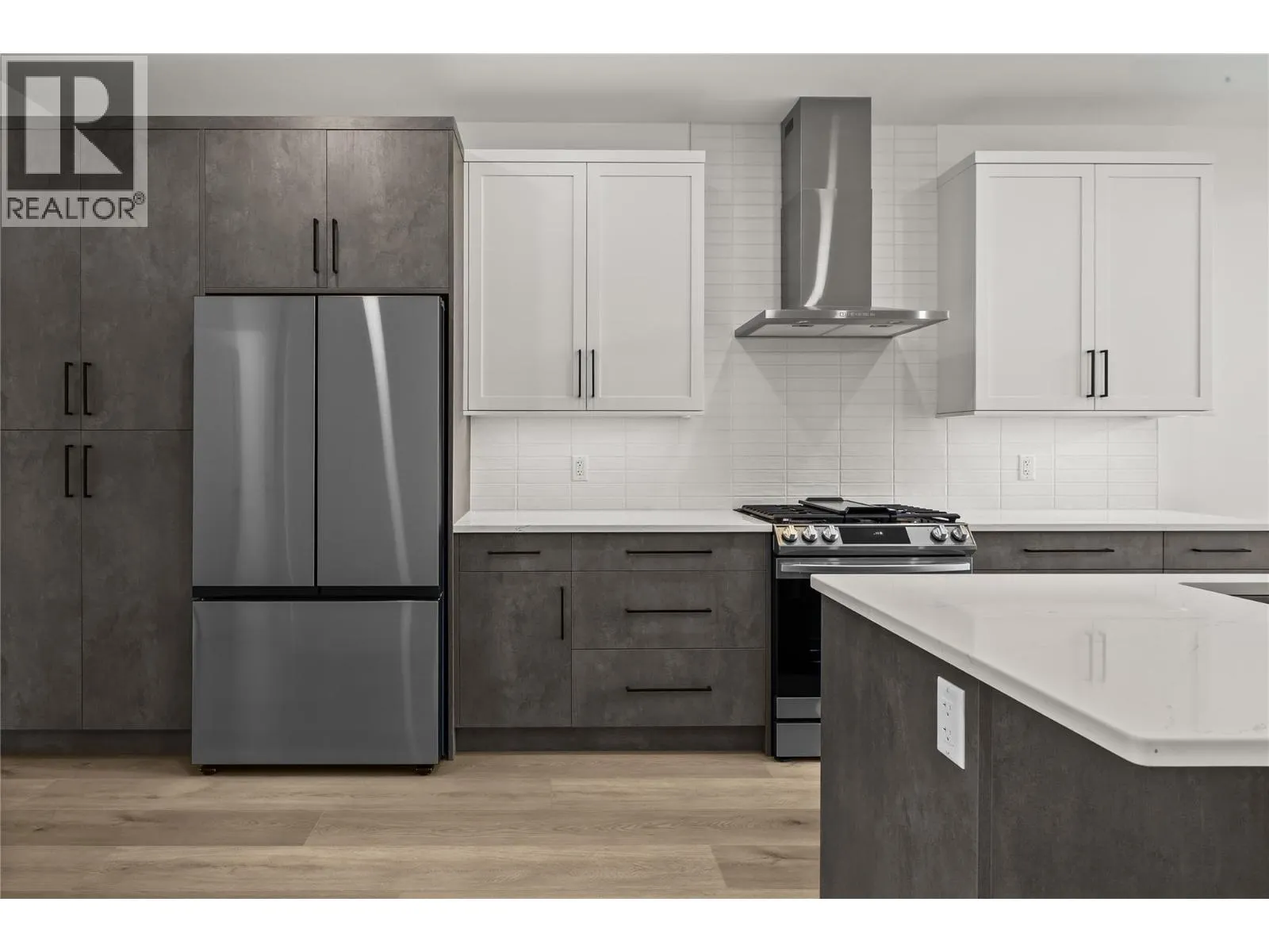 2835 Canyon Crest Drive Unit# 2