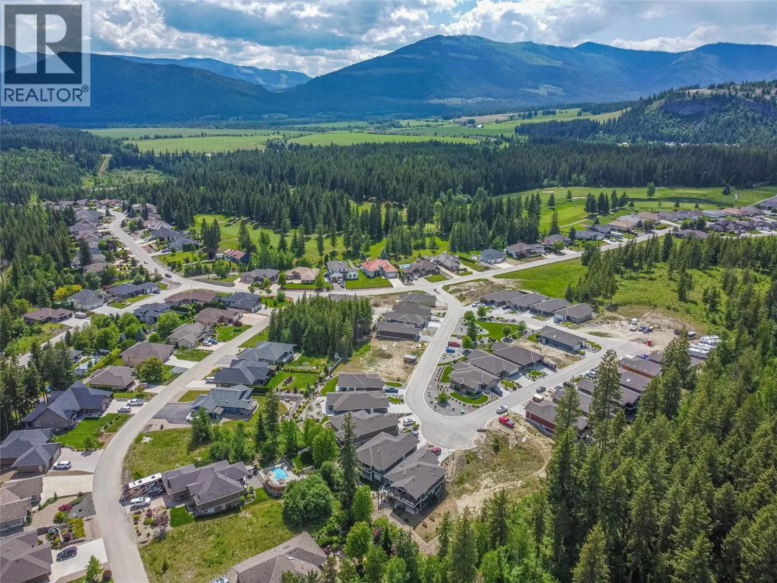 2715 GOLF COURSE Drive Unit# 10