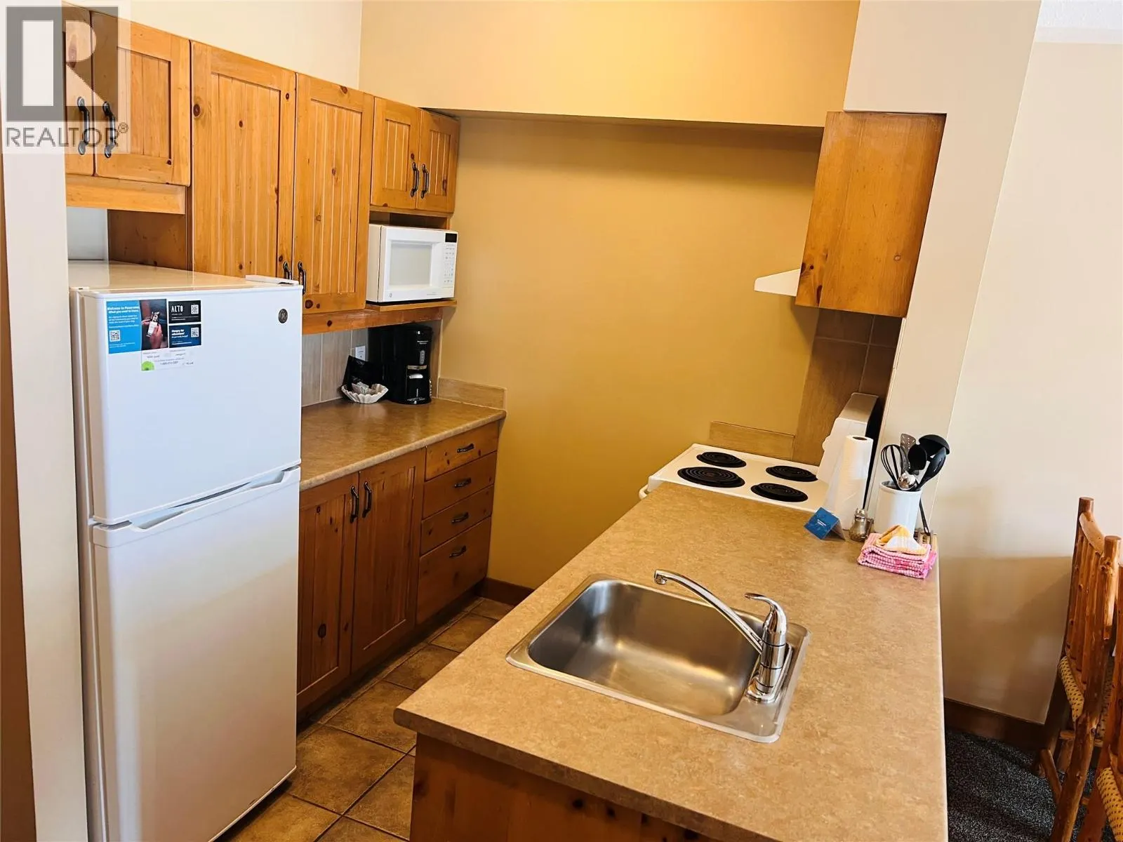 2090 Summit Drive Unit# 203