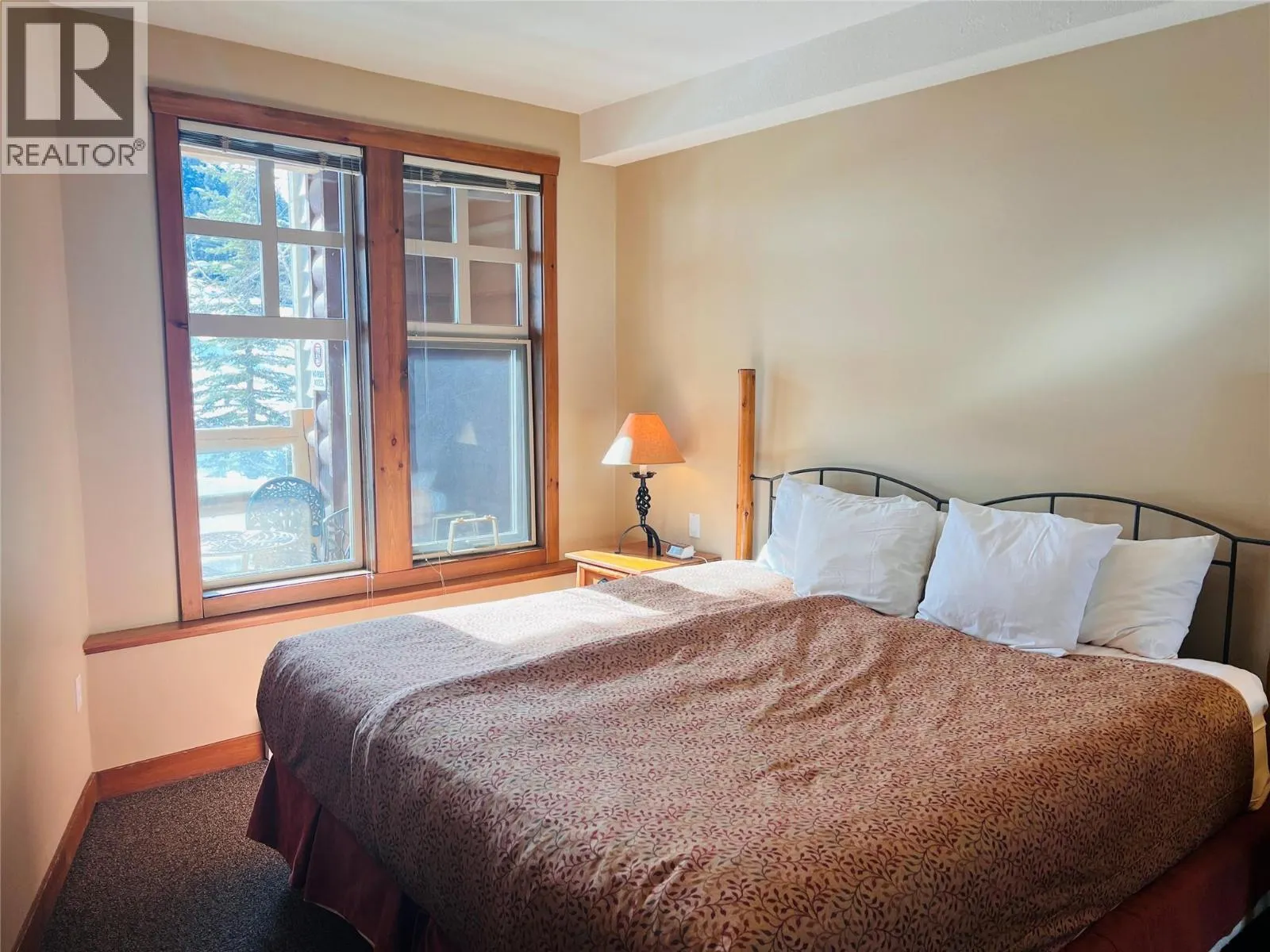 2090 Summit Drive Unit# 203