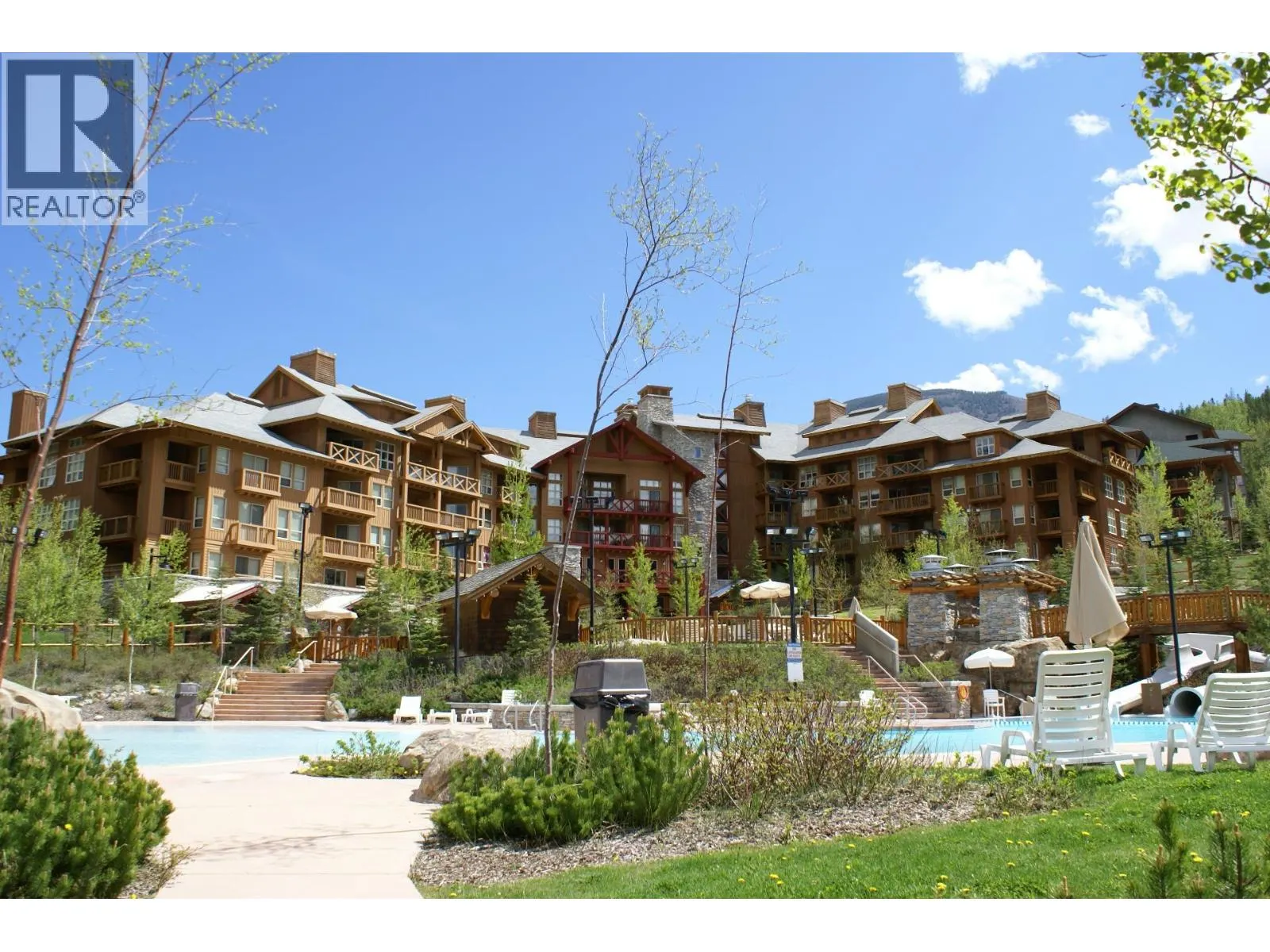 2090 Summit Drive Unit# 203