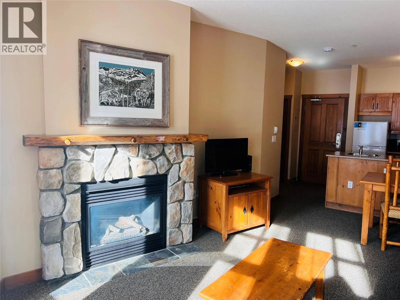 2090 Summit Drive Unit# 203