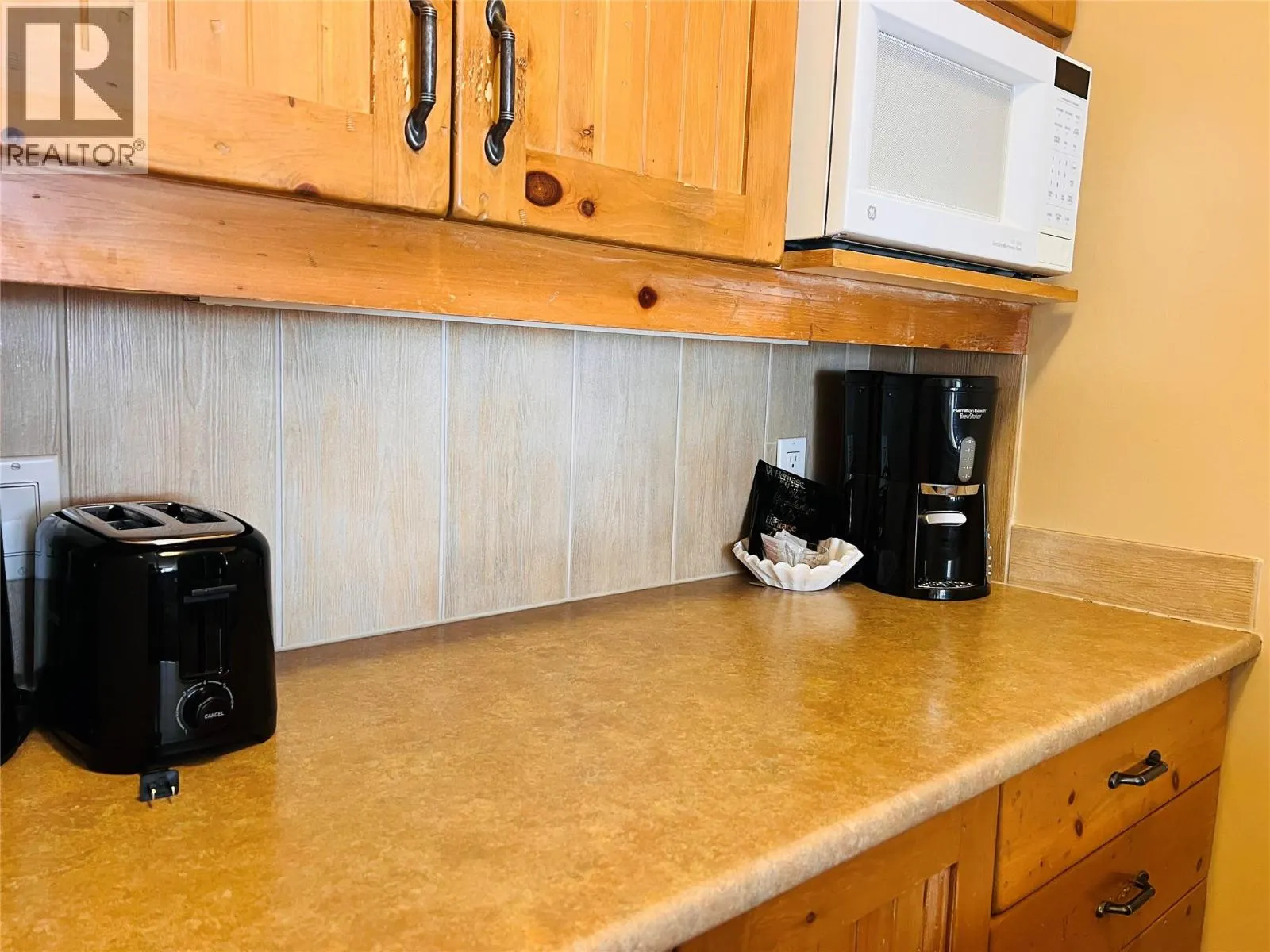 2090 Summit Drive Unit# 203