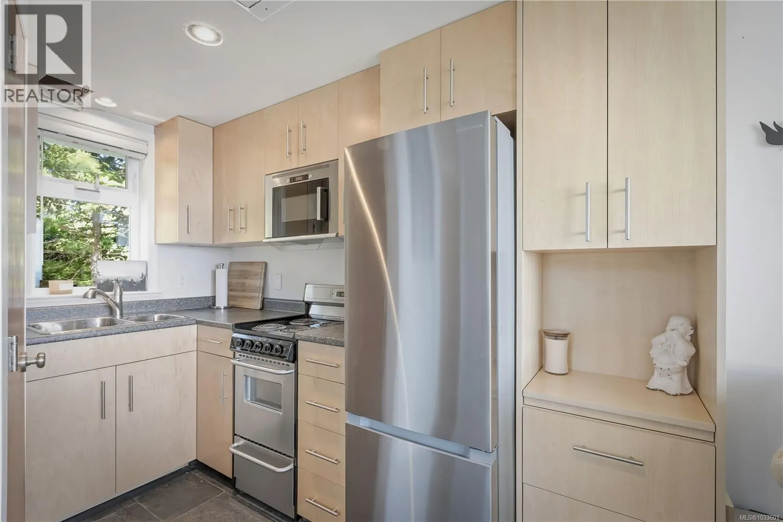 1006 Seventh Ave