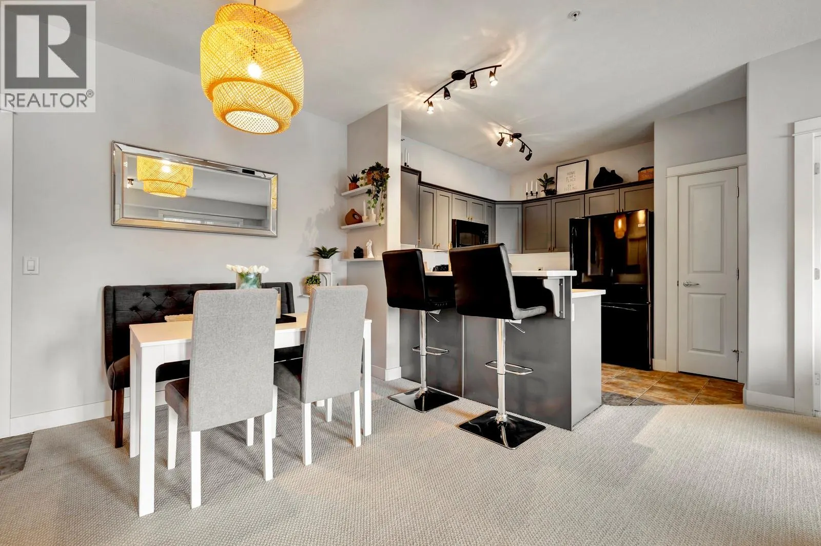 2551 Shoreline Drive Unit# 214