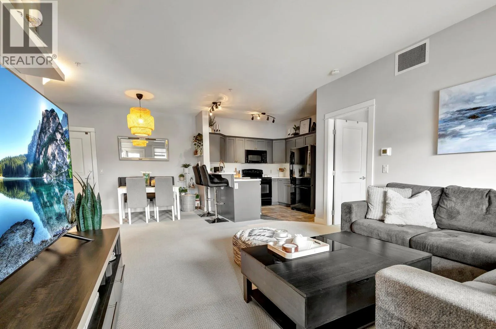 2551 Shoreline Drive Unit# 214