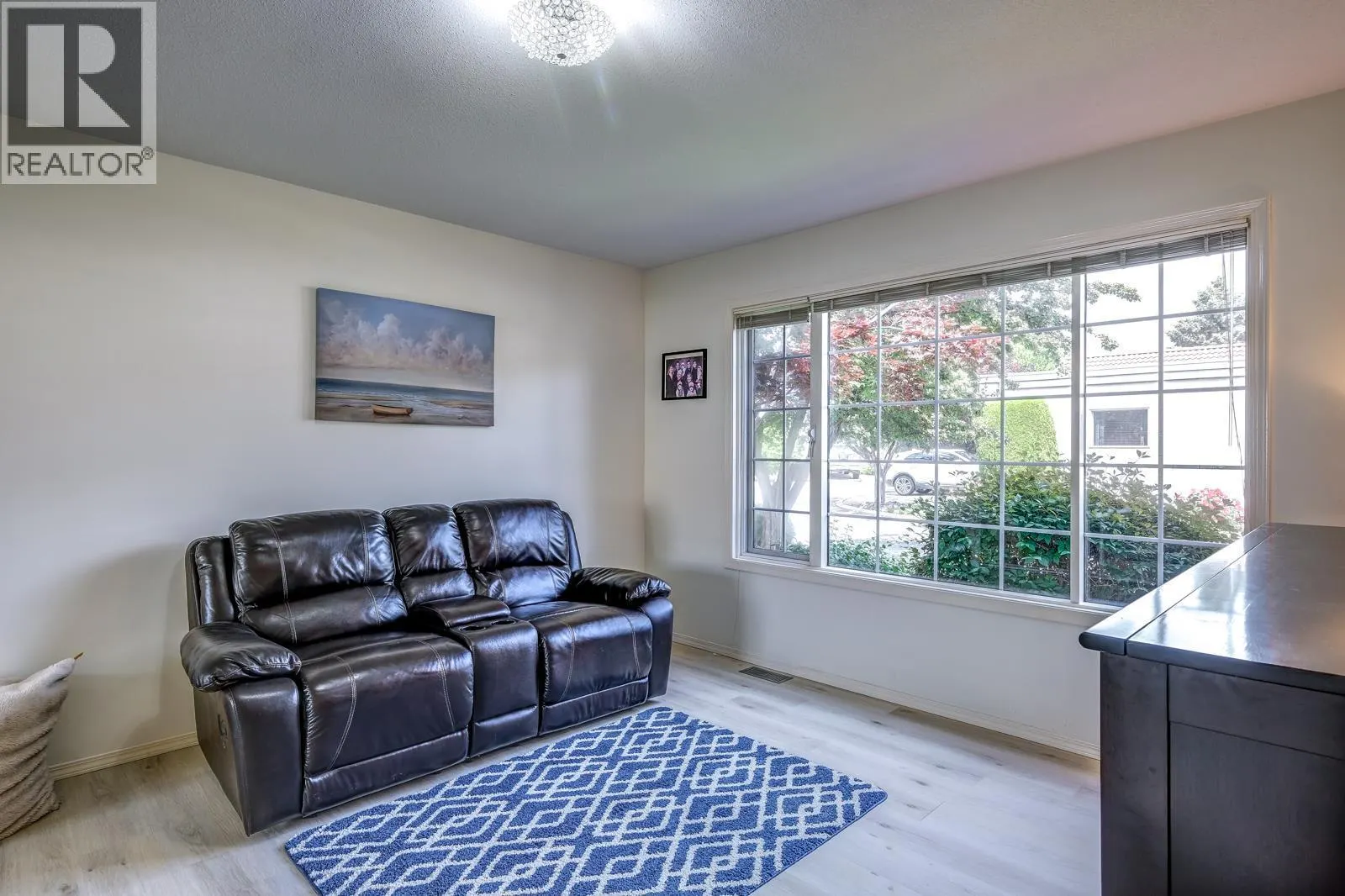 650 Lexington Drive Unit# 318