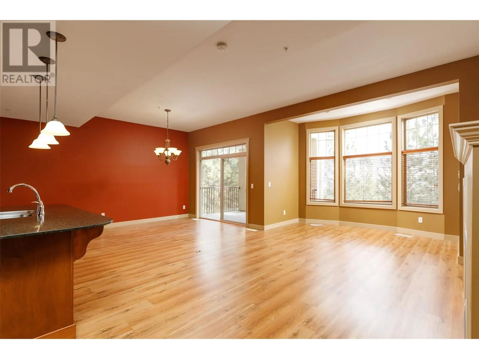 1795 Country Club Drive Unit# 128