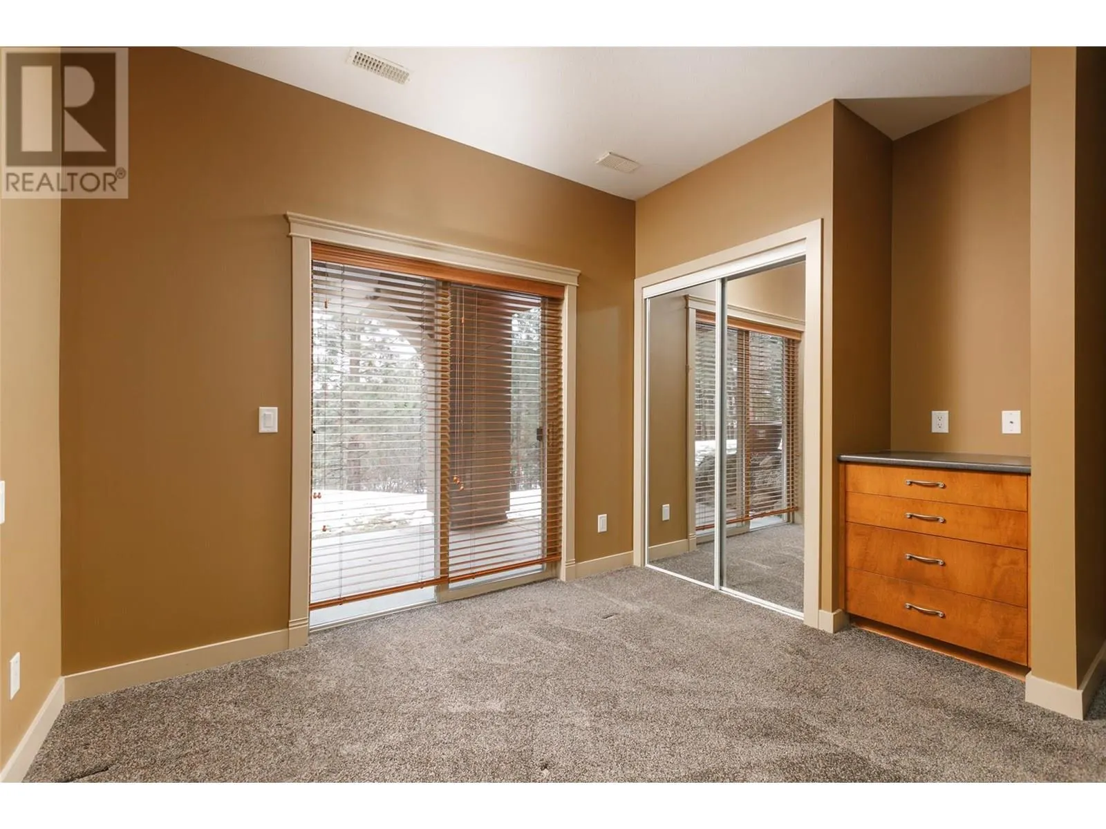 1795 Country Club Drive Unit# 128