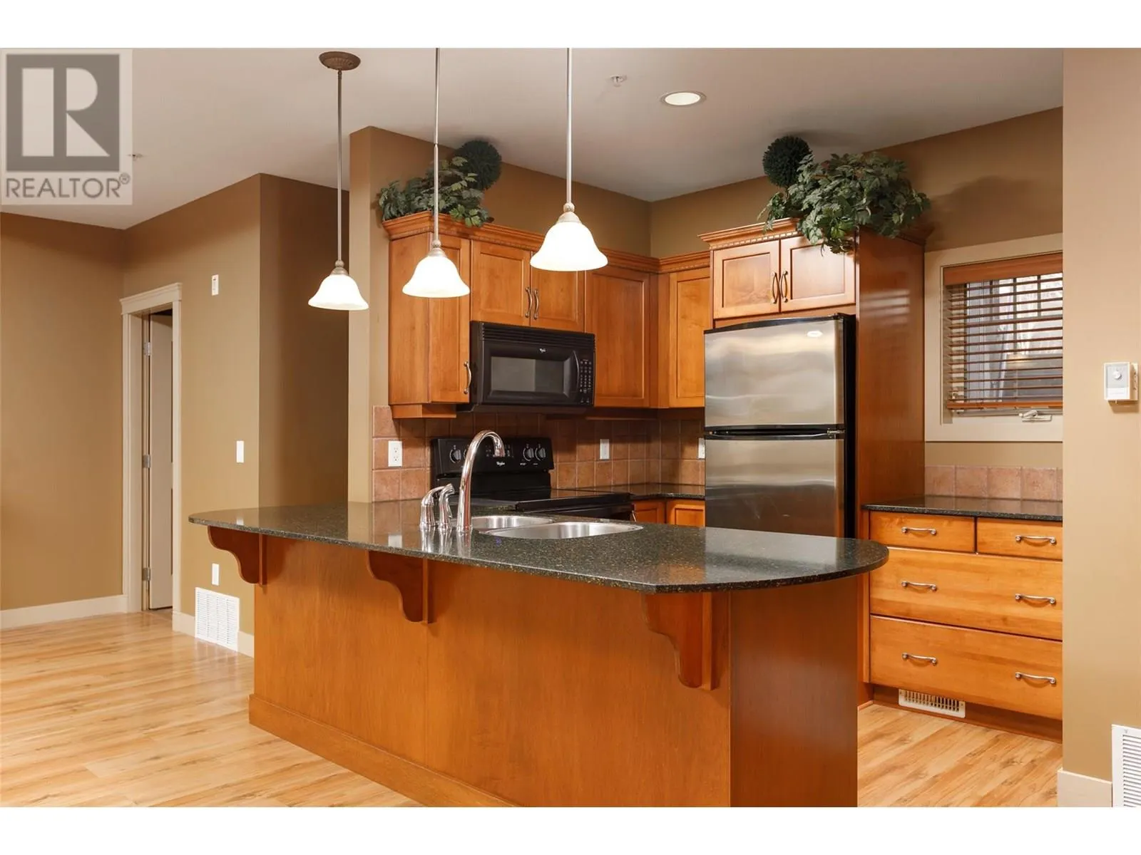 1795 Country Club Drive Unit# 128