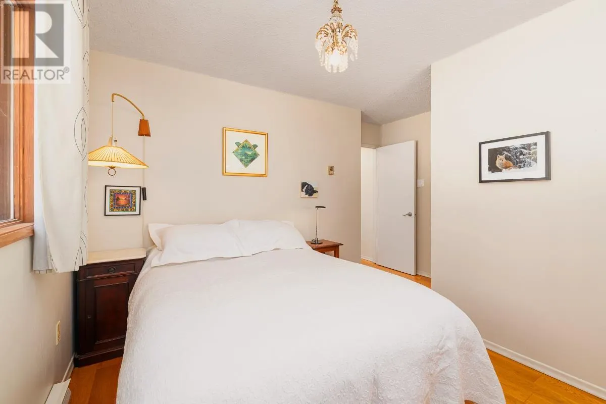 3946 MacGregor Road
