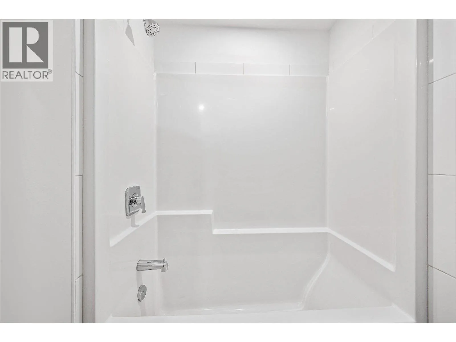1274 Devonshire Avenue Unit# 307 Lot# 32