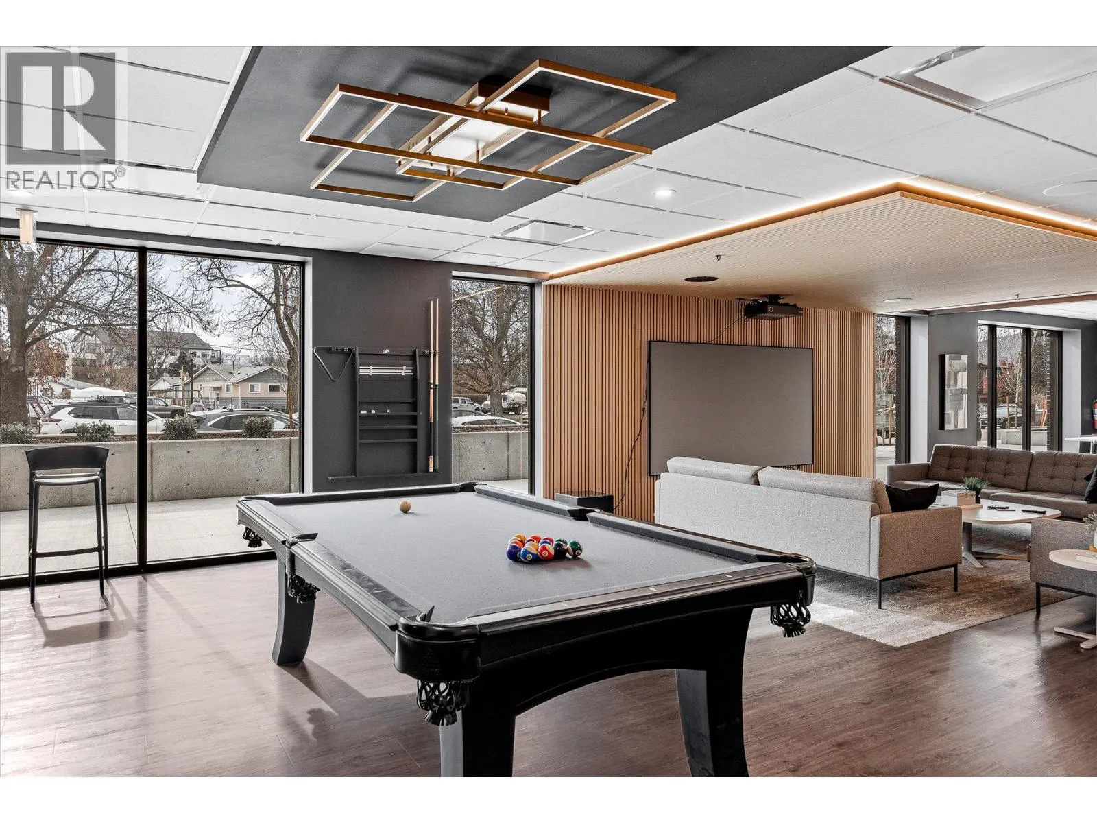 1274 Devonshire Avenue Unit# 307 Lot# 32