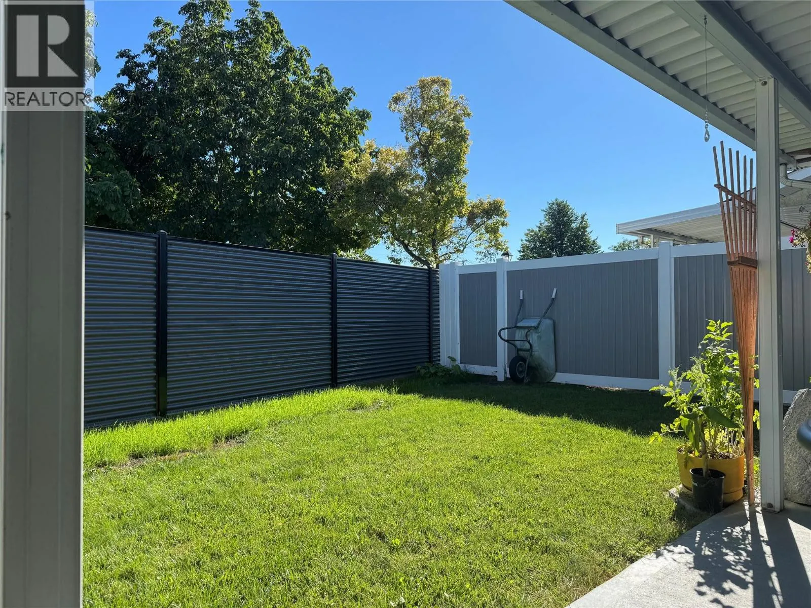 3900 27 Avenue Unit# 16