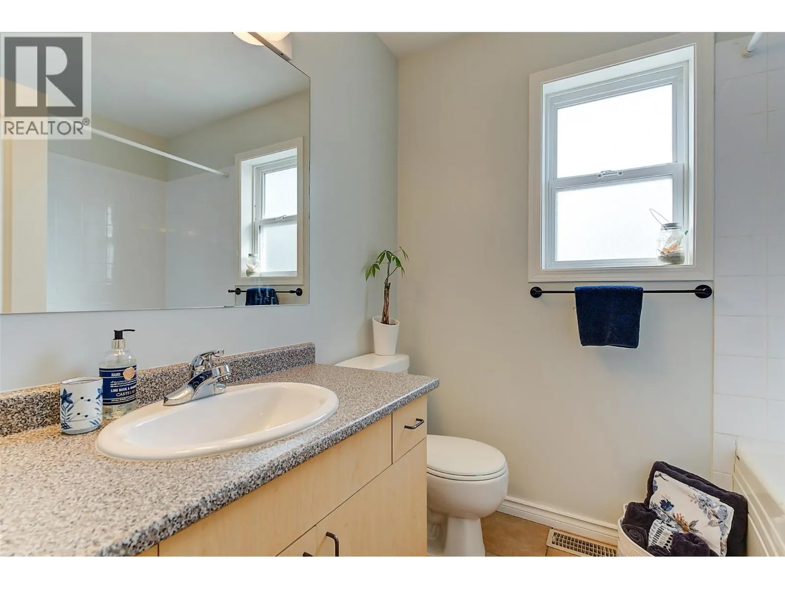 371 Valley Road Unit# 1-3