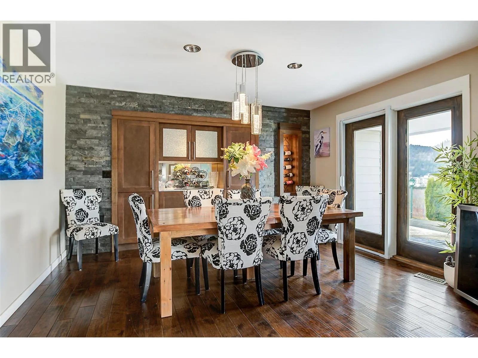 371 Valley Road Unit# 1-3