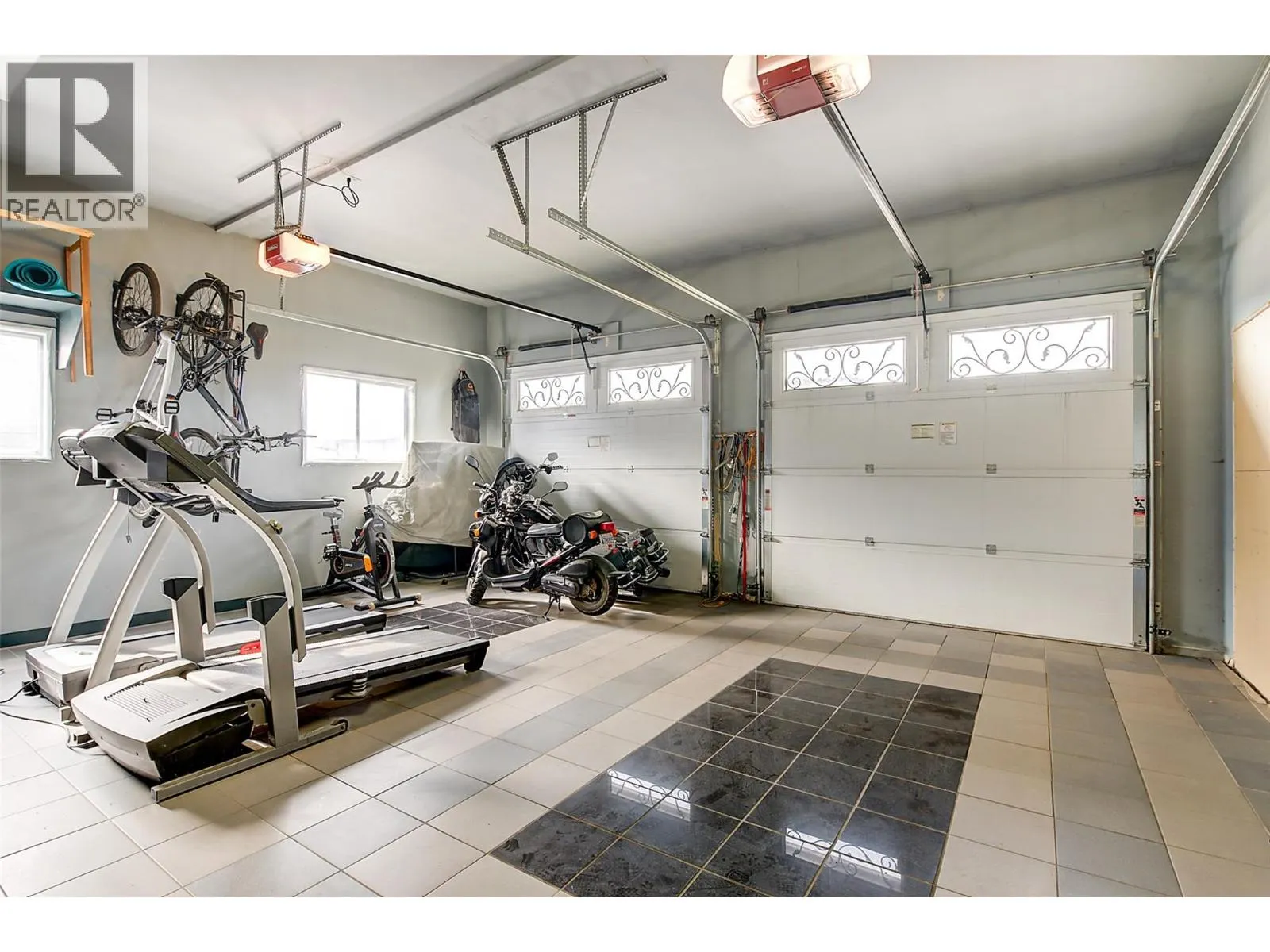 371 Valley Road Unit# 1-3
