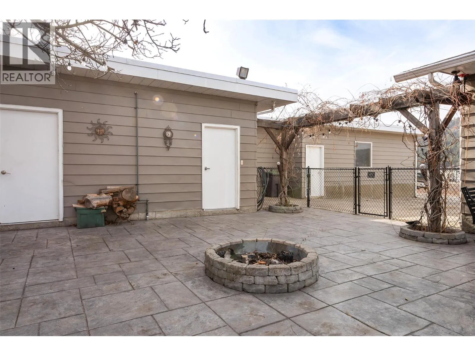 371 Valley Road Unit# 1-3