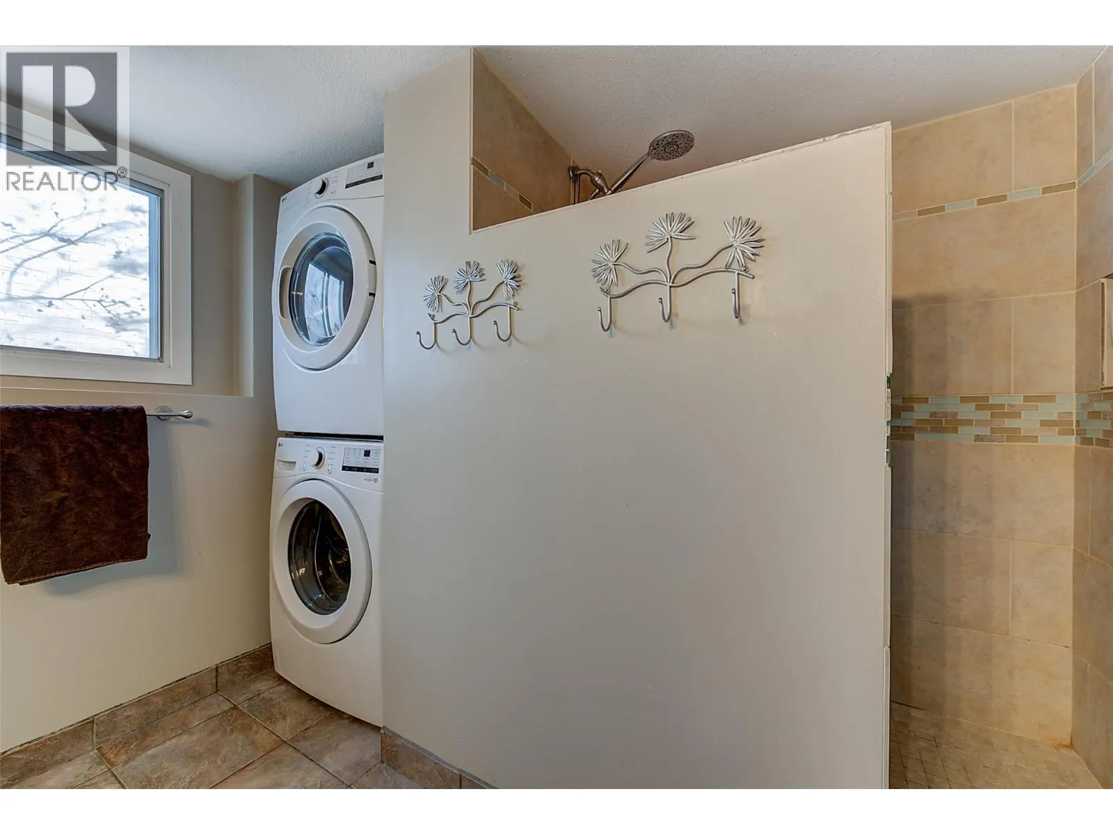 371 Valley Road Unit# 1-3