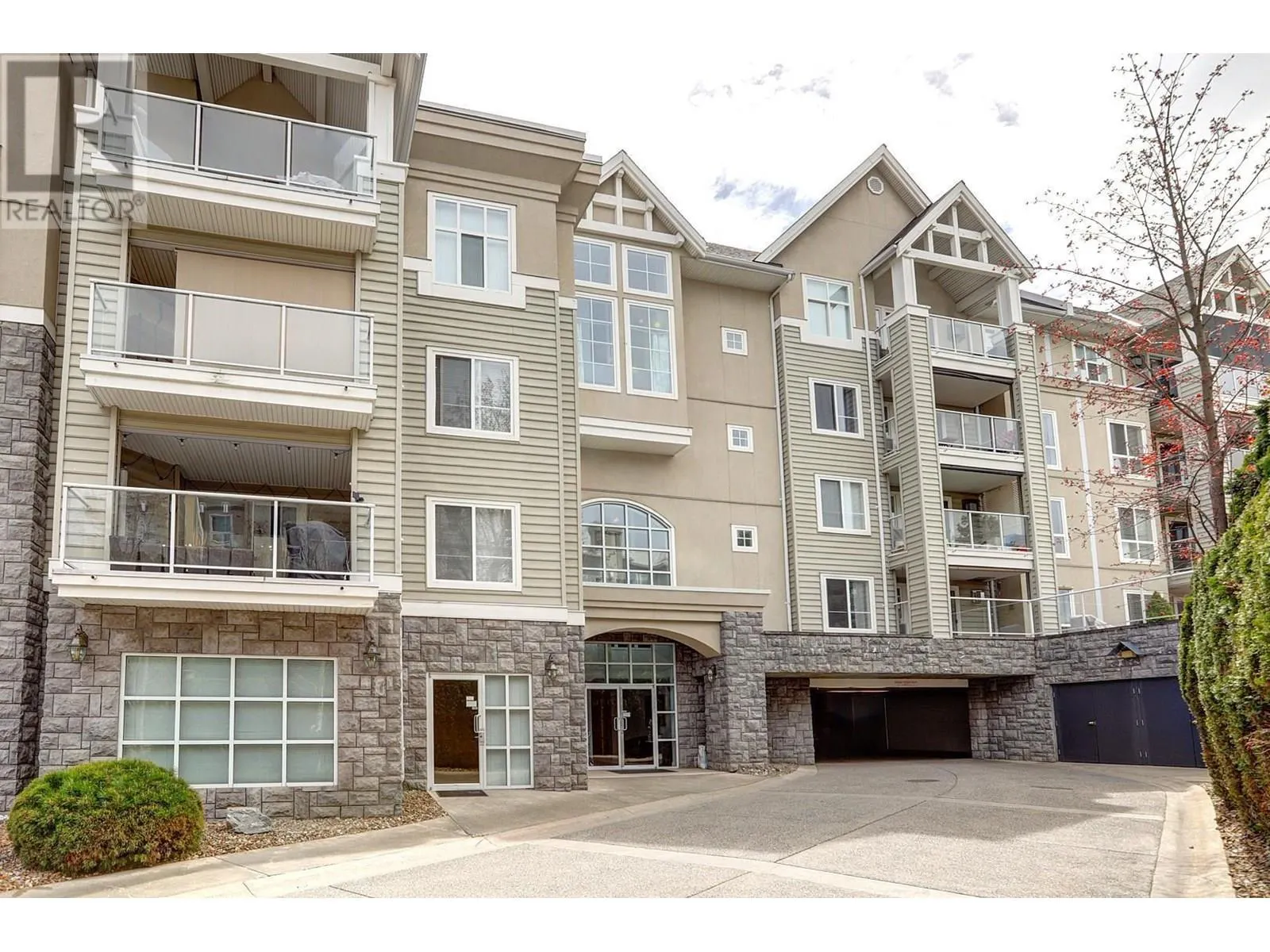 3220 Centennial Drive Unit# 201