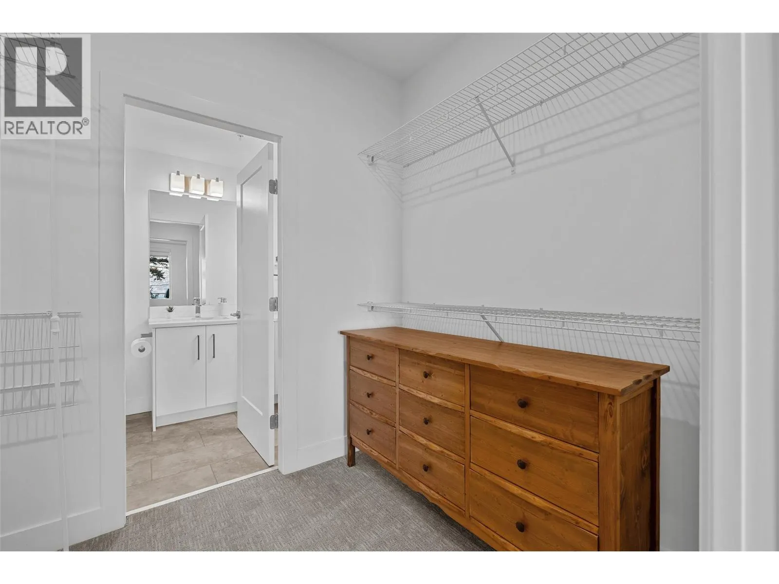 3434 Mckinley Beach Drive Unit# 206