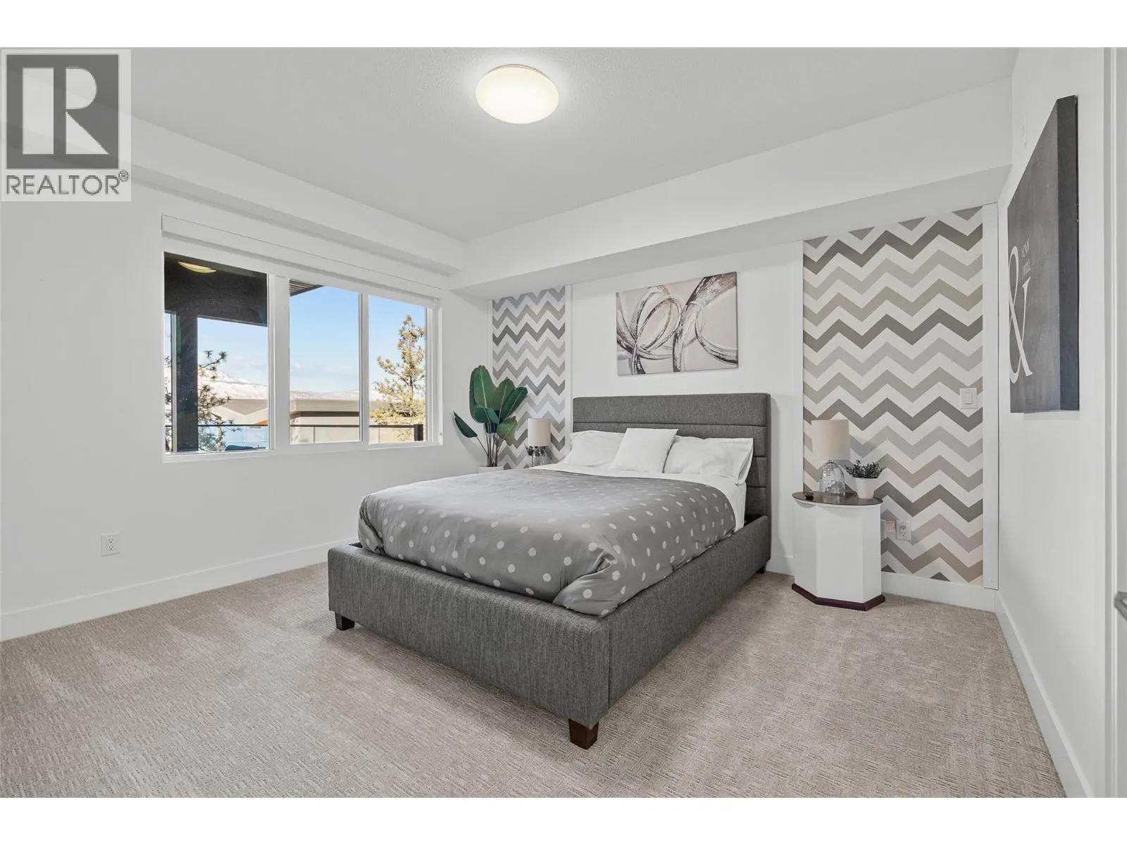 3434 Mckinley Beach Drive Unit# 206