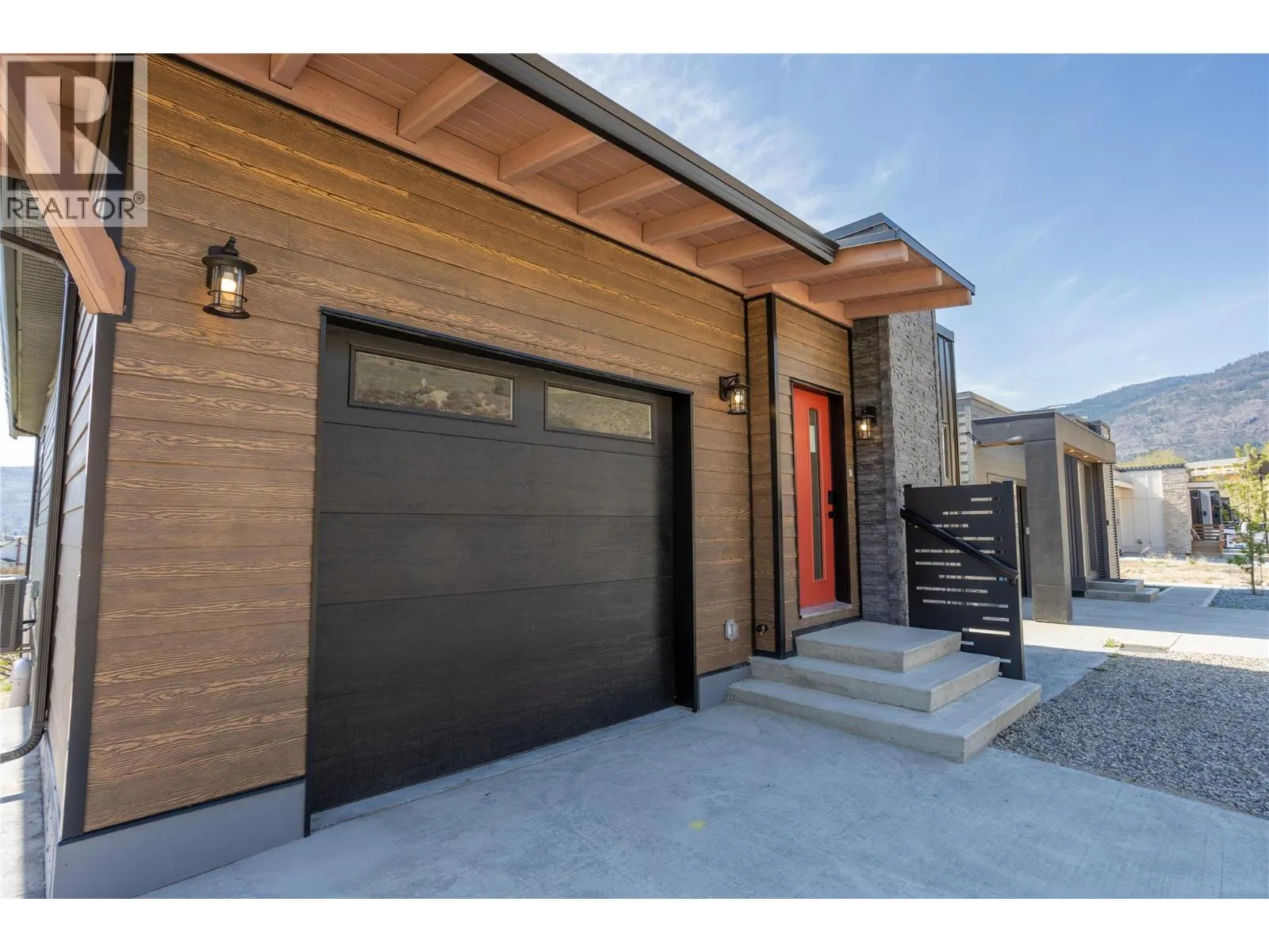 1217 Copper Road