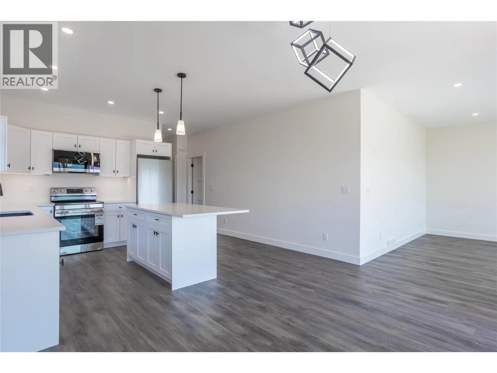 1217 Copper Road