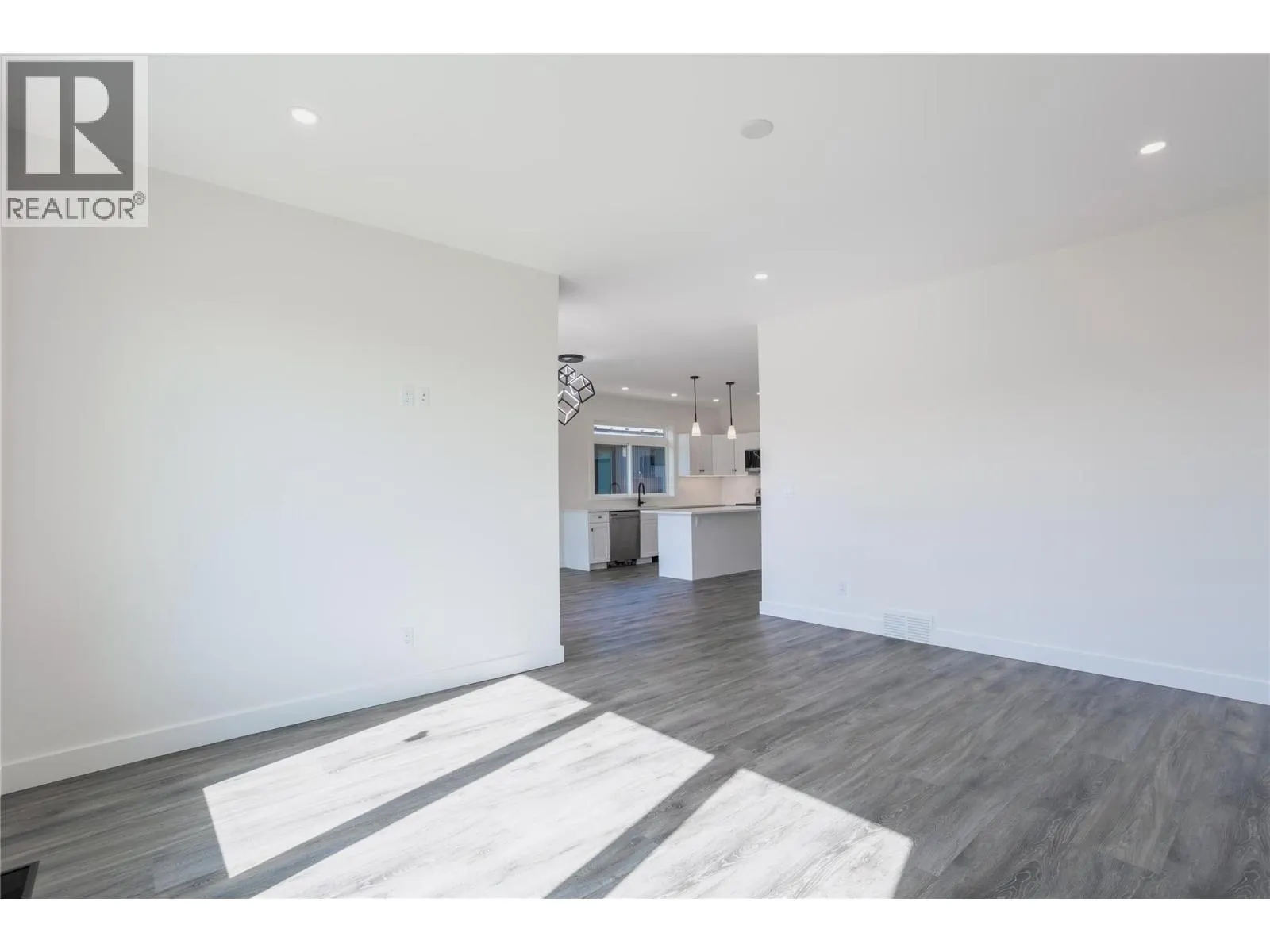 1217 Copper Road