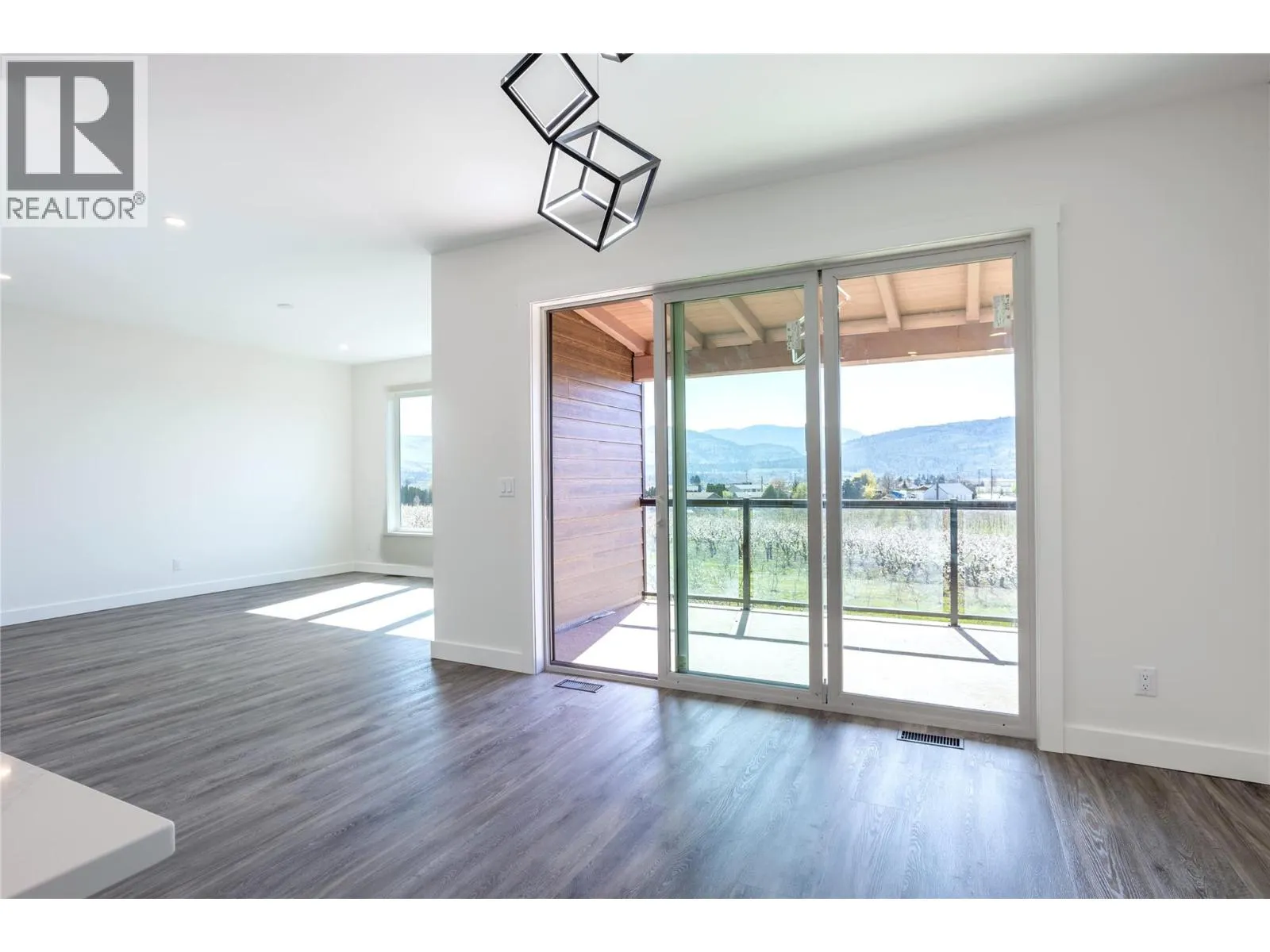 1217 Copper Road