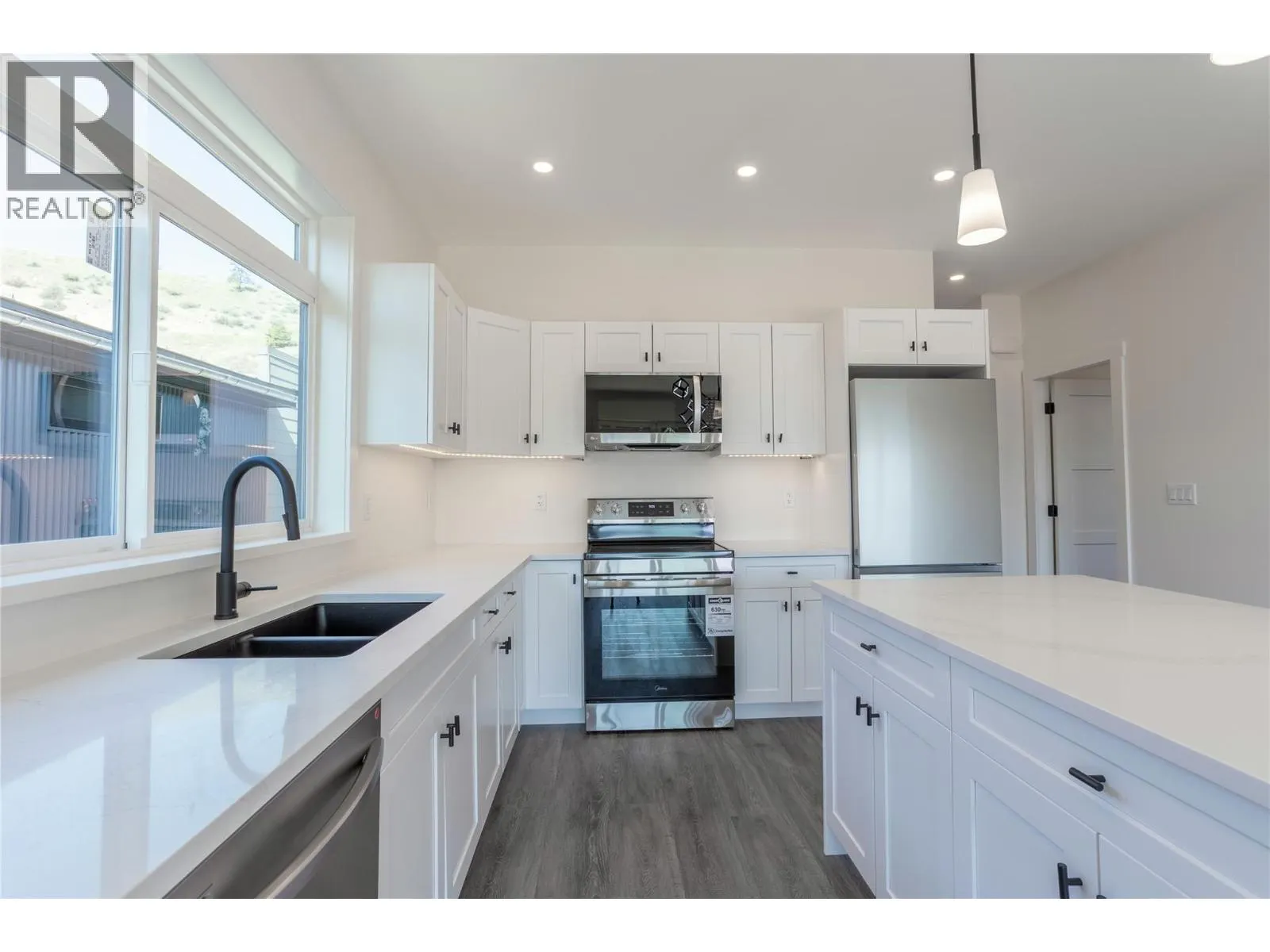 1217 Copper Road