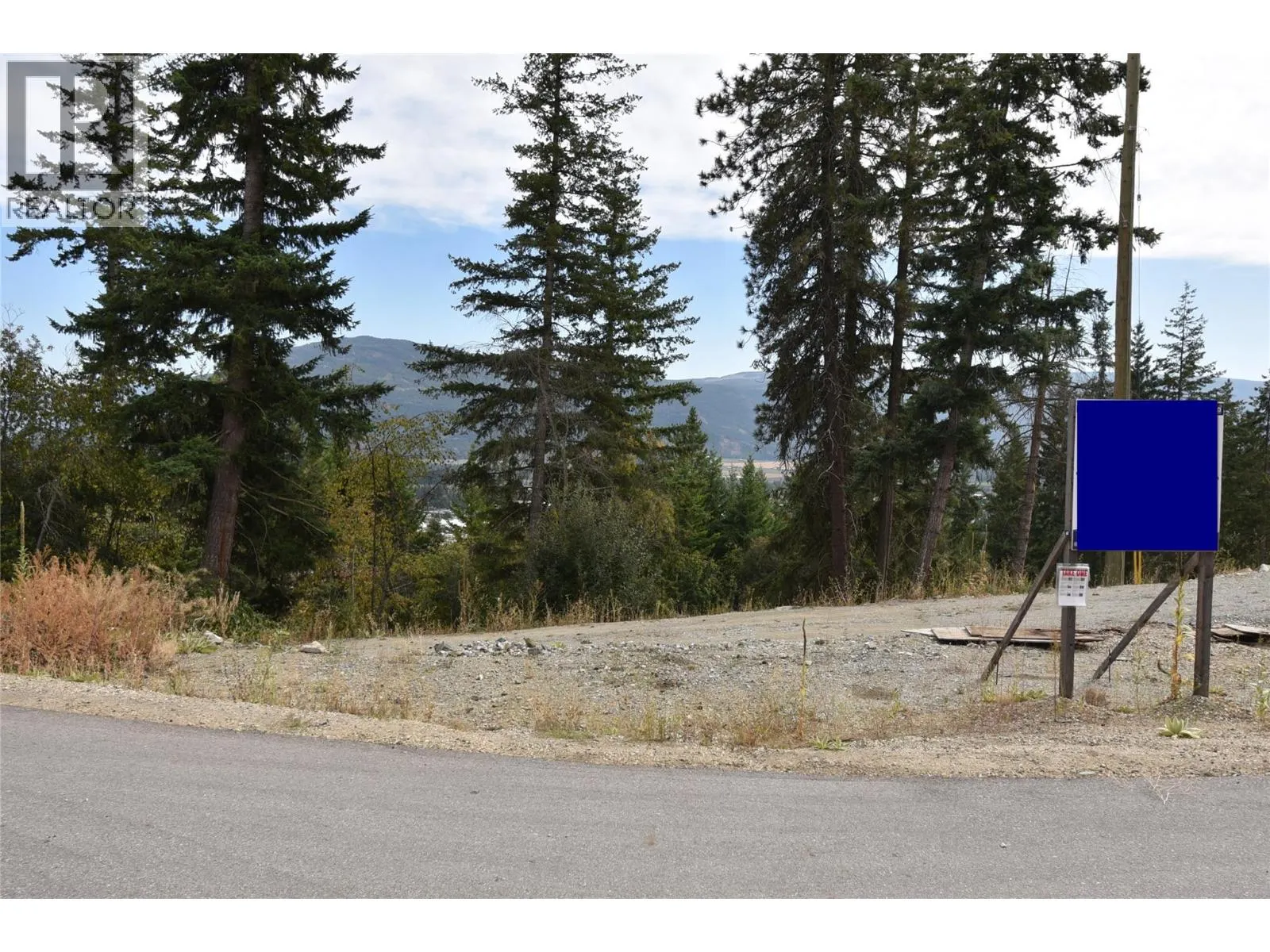 207 Crooked Pine Road