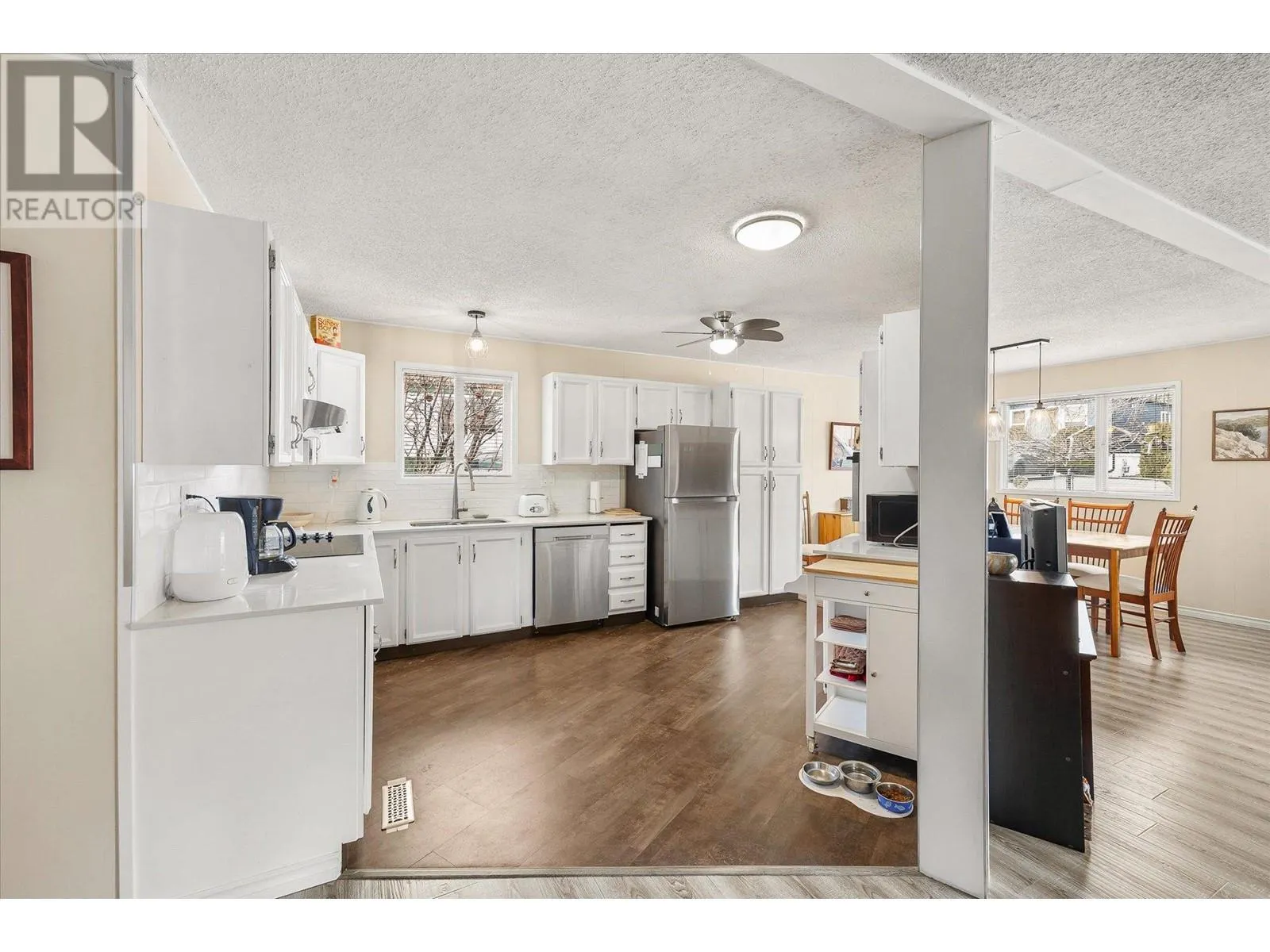 2001 97 Highway S Unit# 27