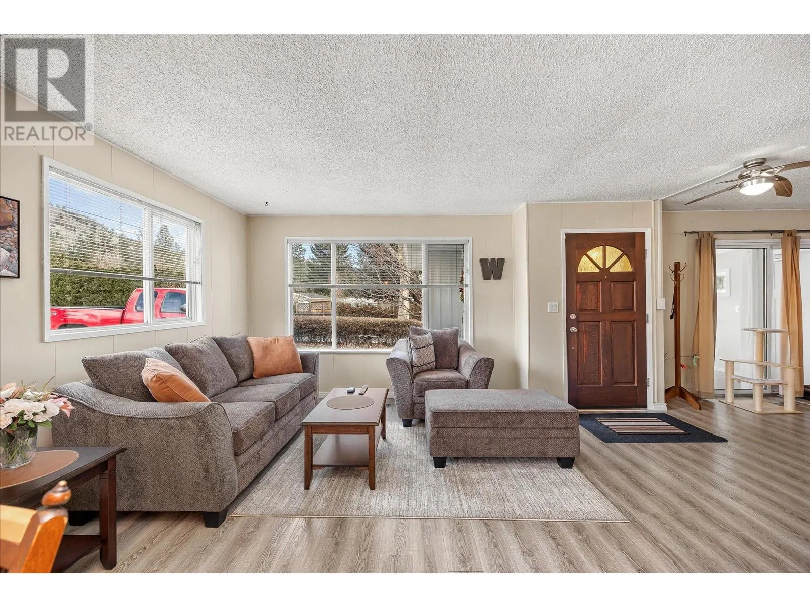 2001 97 Highway S Unit# 27