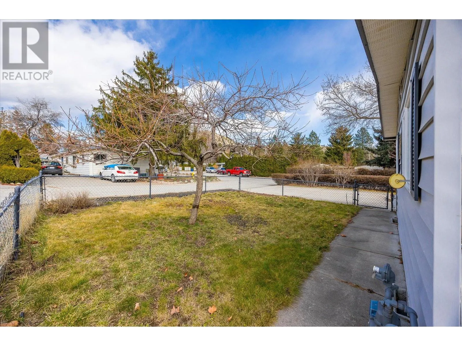 2001 97 Highway S Unit# 27