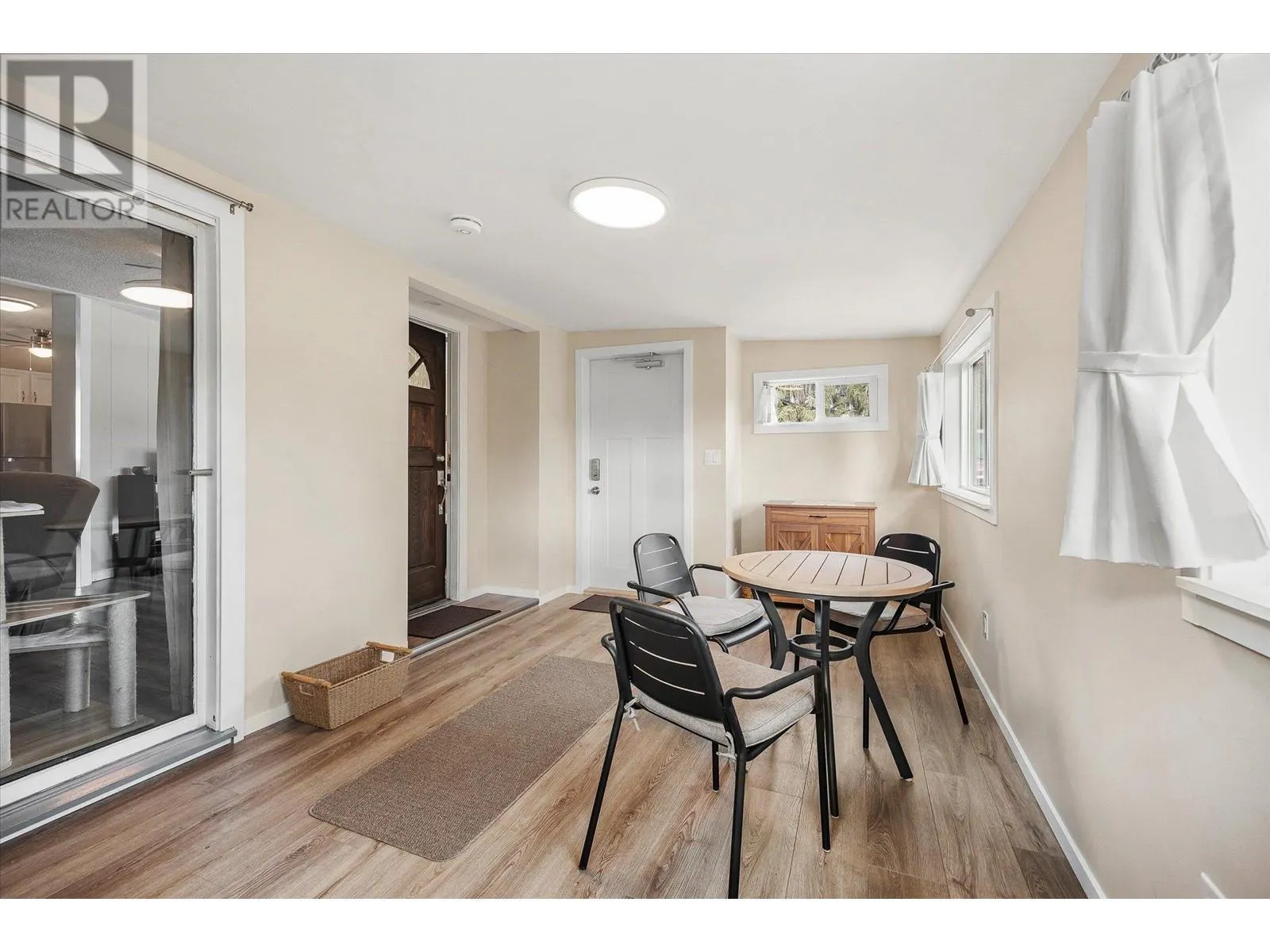 2001 97 Highway S Unit# 27