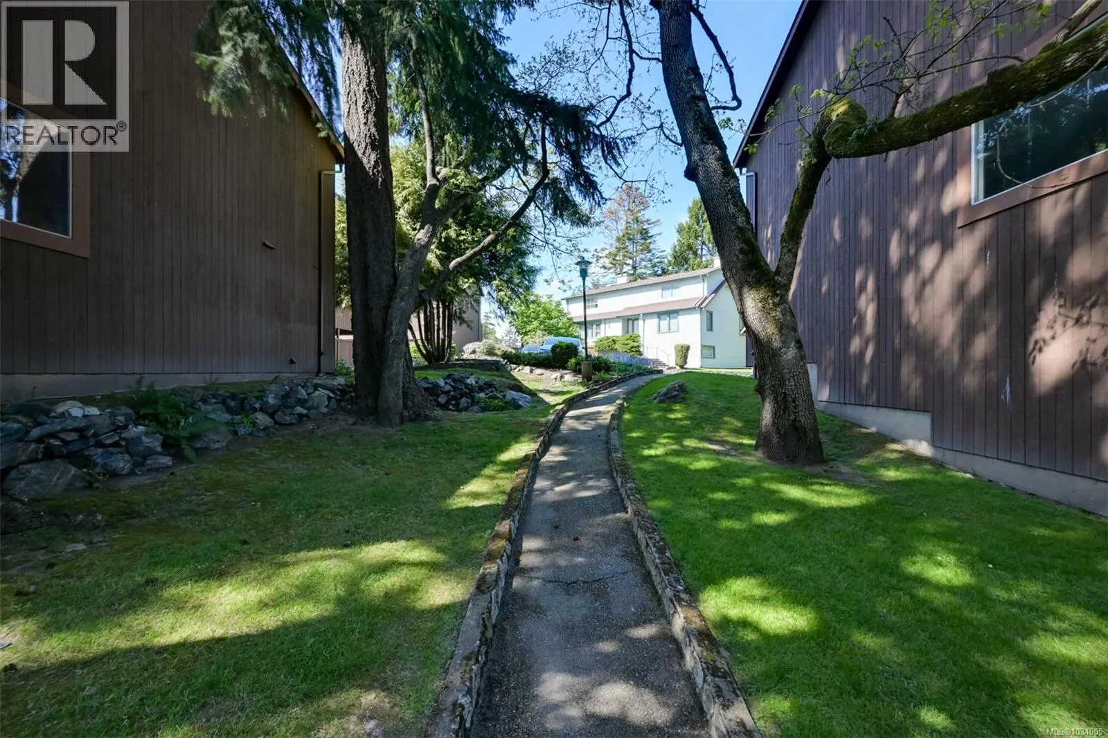 13 933 Admirals Rd