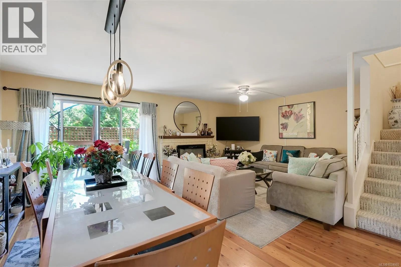 13 933 Admirals Rd