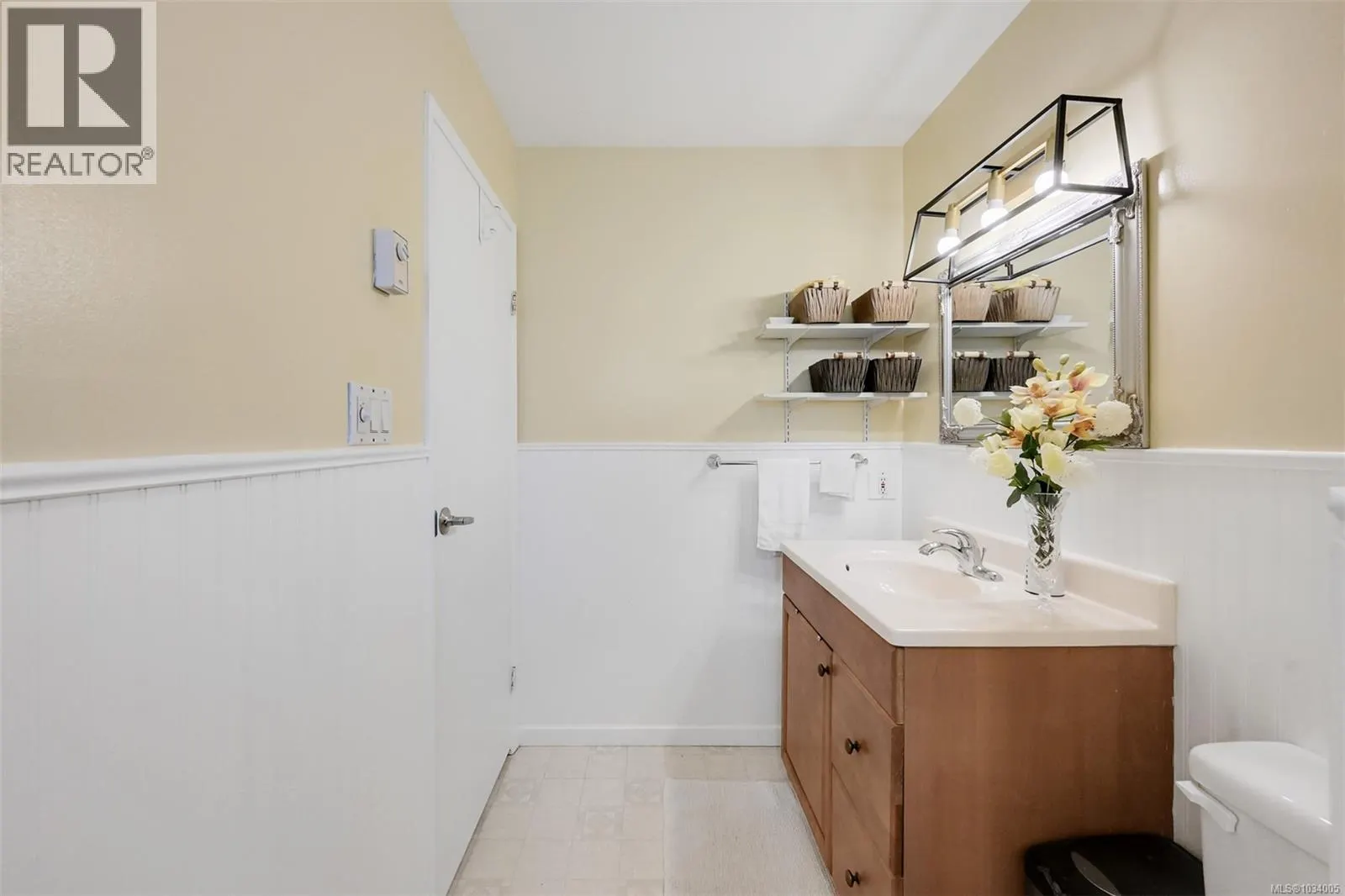 13 933 Admirals Rd