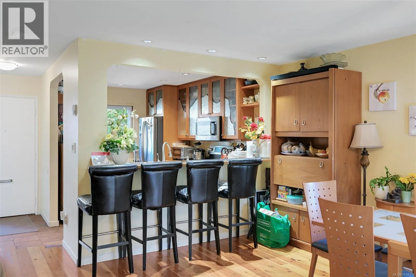 13 933 Admirals Rd
