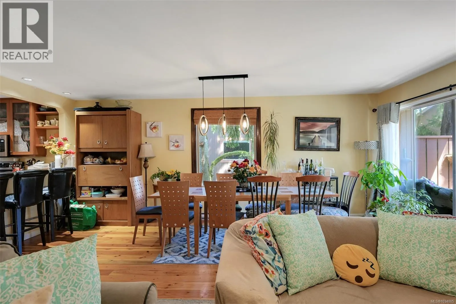 13 933 Admirals Rd