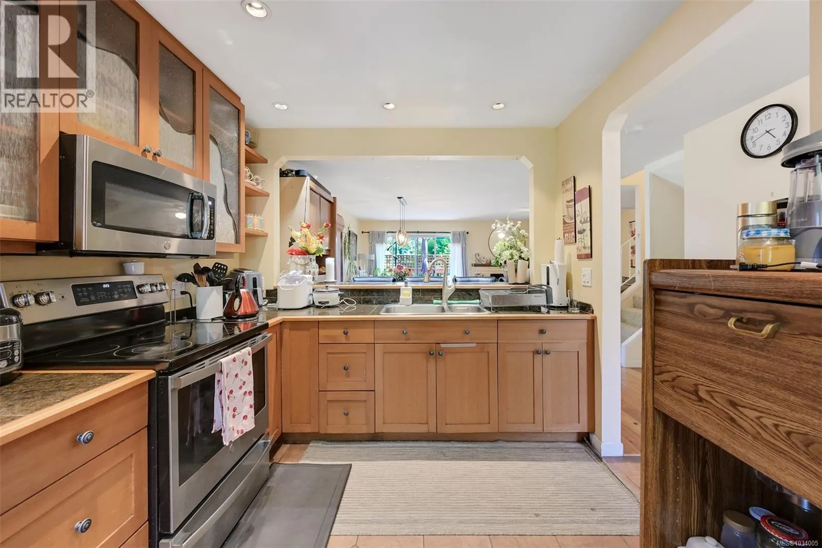 13 933 Admirals Rd